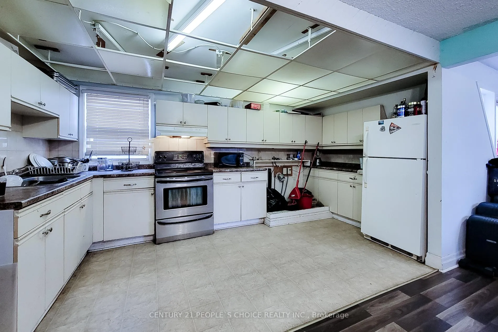 Photo 8 of Unit 3, 4999 McRae Street, Niagara Falls, Cherrywood — HOMEH