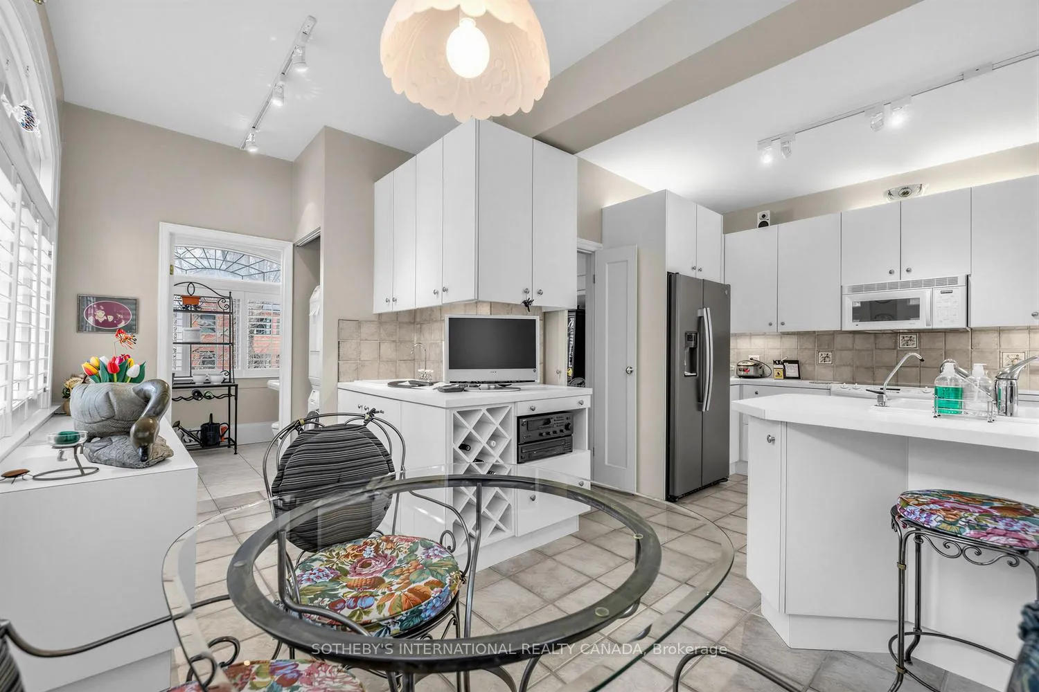 Photo 15 of 136 Roxborough Drive, Toronto, Rosedale-Moore Park — HOMEH