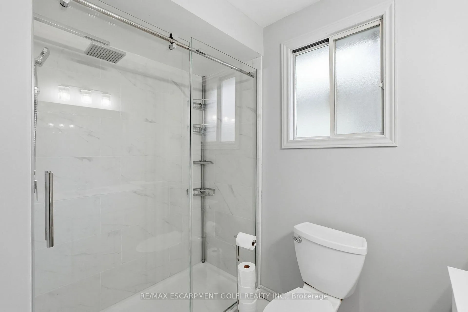 Photo 12 of 39 Kennard Street, Hamilton, Stoney Creek Mountain — HOMEH