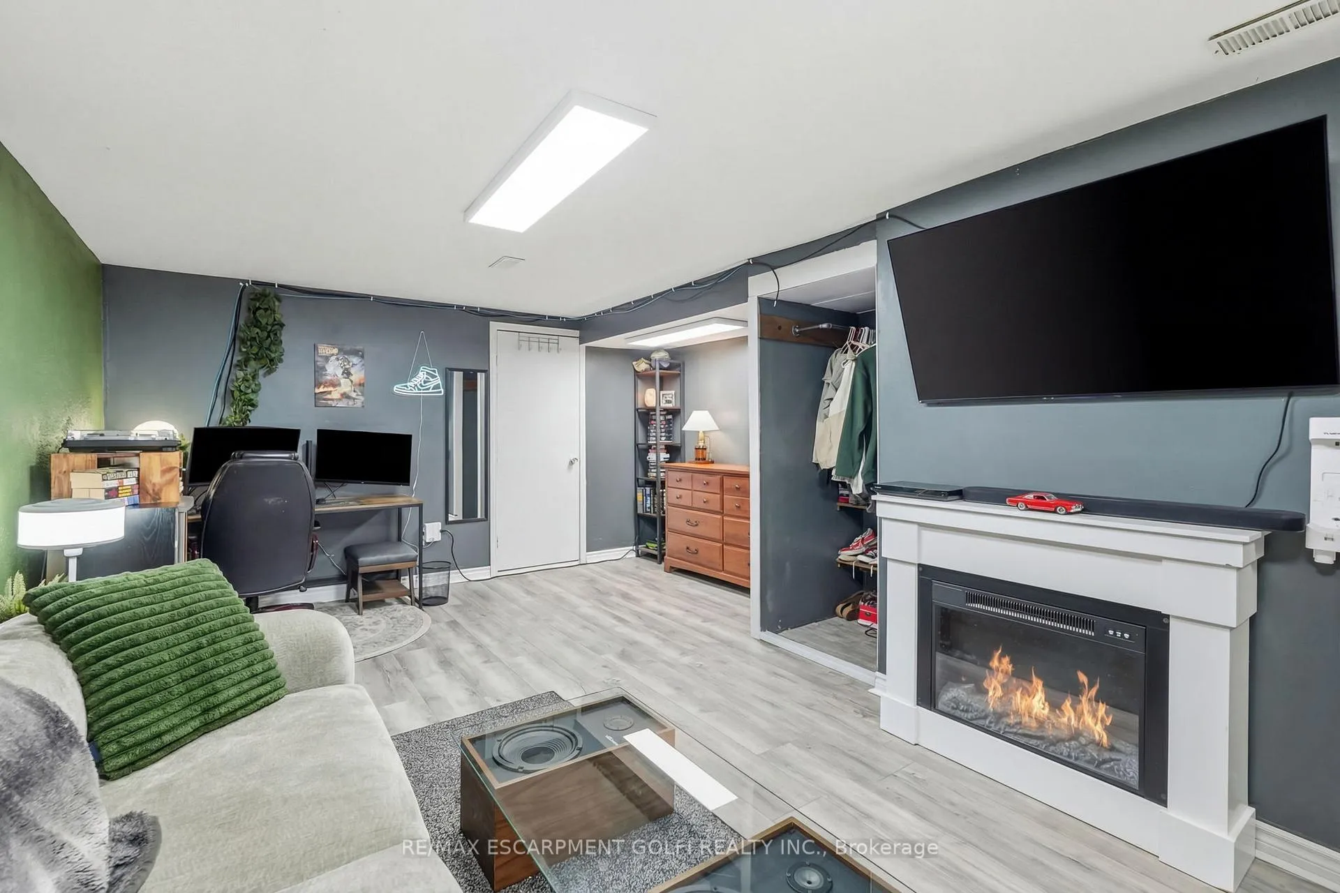 Photo 26 of 39 Kennard Street, Hamilton, Stoney Creek Mountain — HOMEH