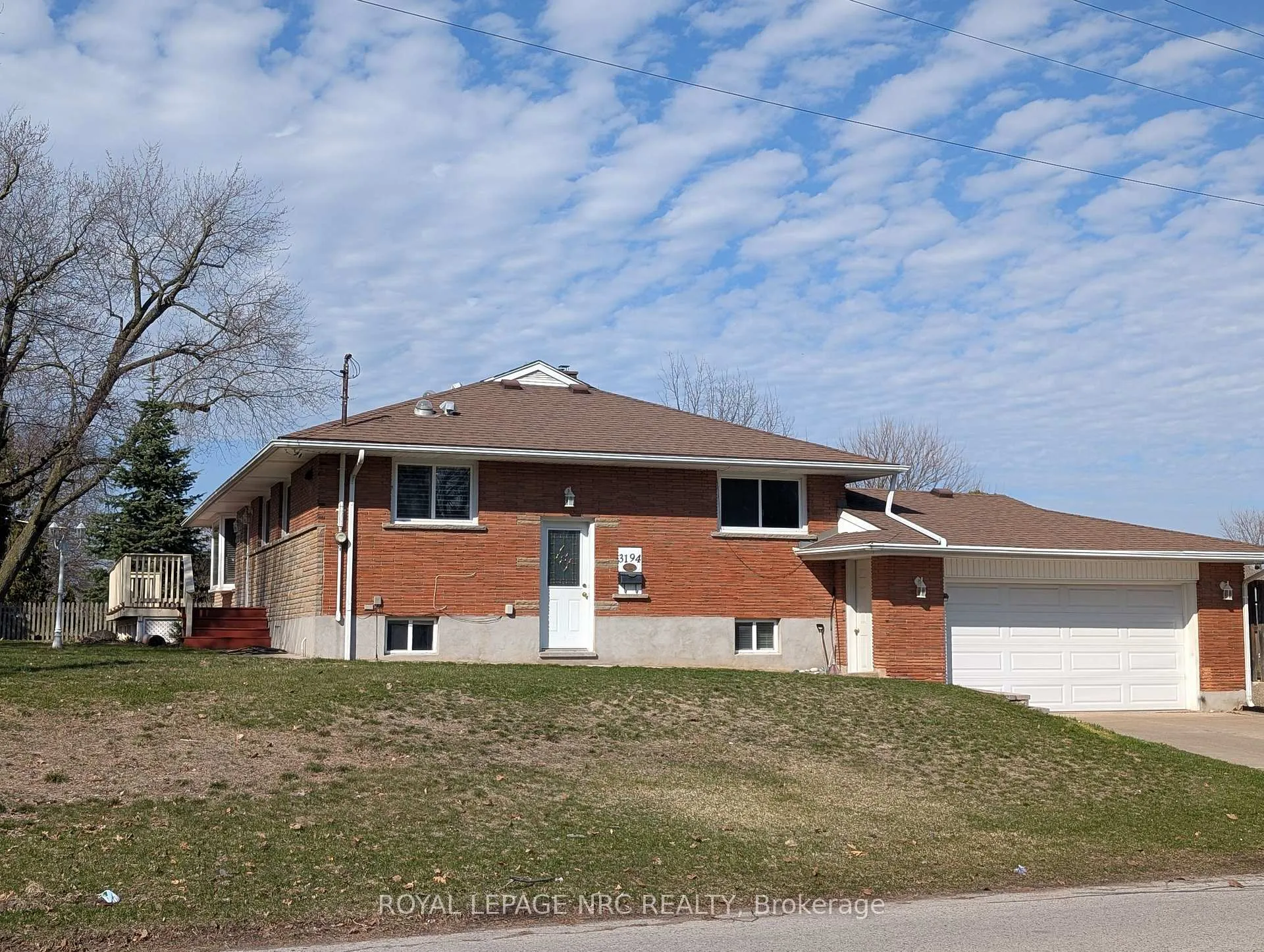 Photo 3 of 3194 Portage Road, Niagara Falls, Church's Lane — HOMEH