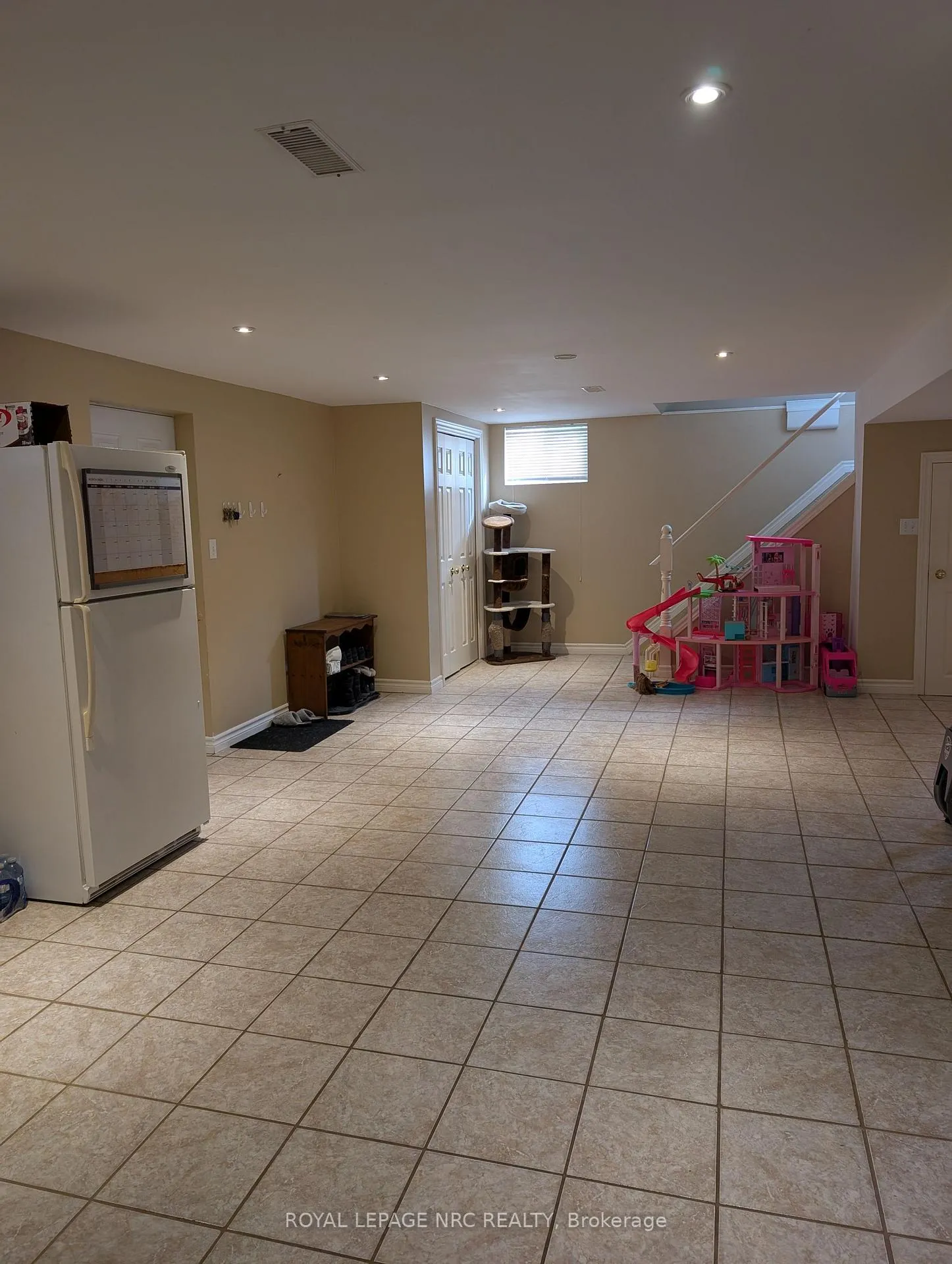 Photo 22 of 3194 Portage Road, Niagara Falls, Church's Lane — HOMEH