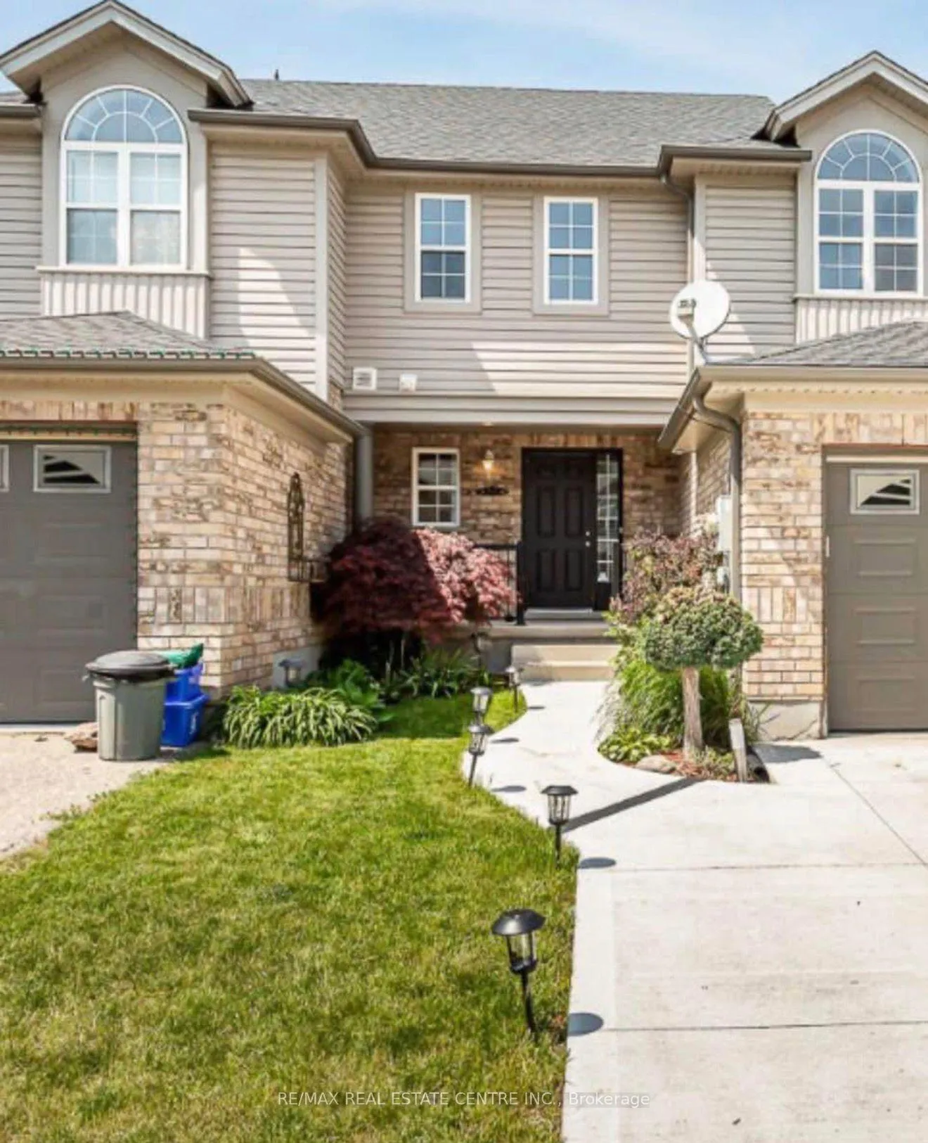 Front of 258 Mcmeeken Drive