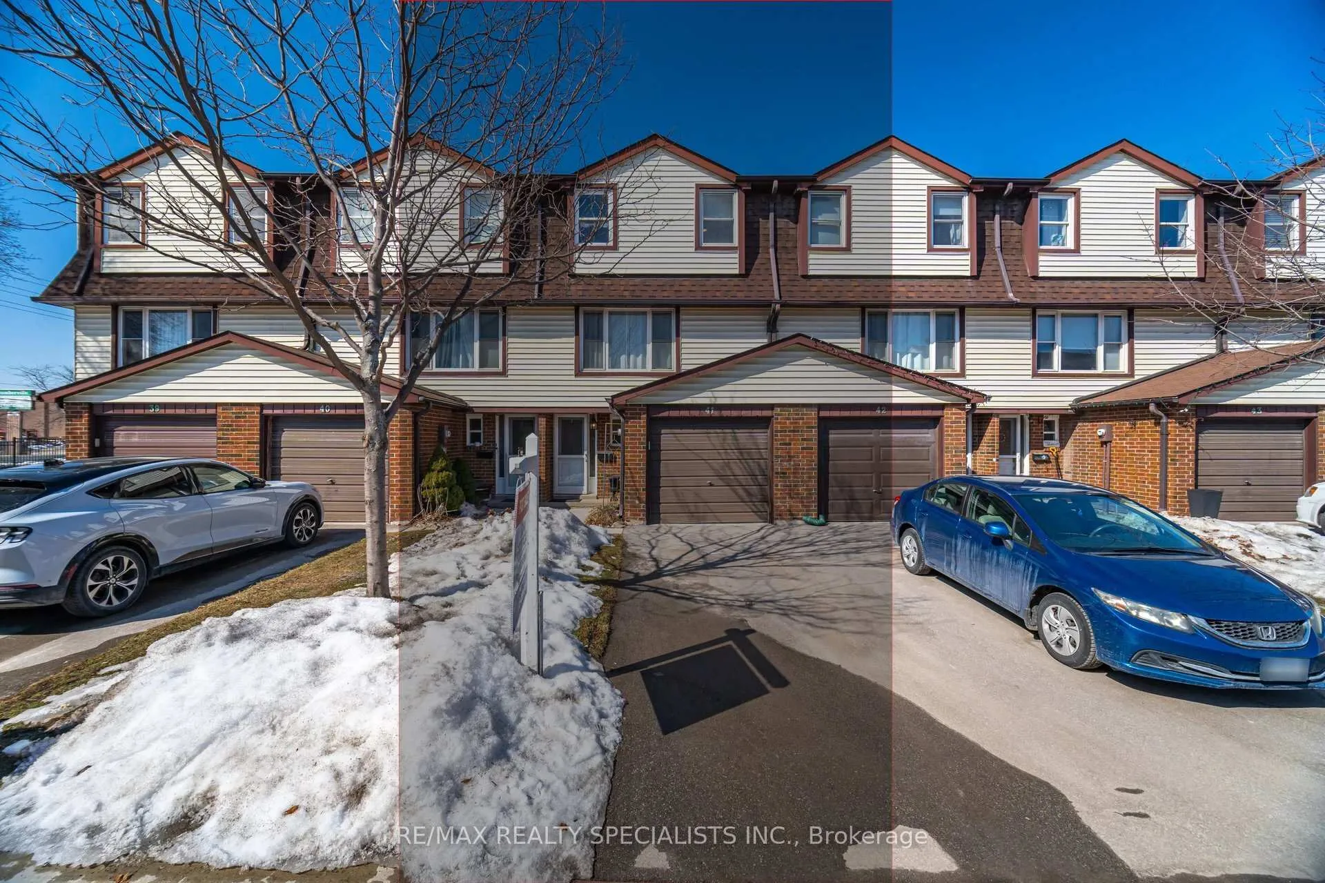 Front of Unit 41, 371 Bronte Street S