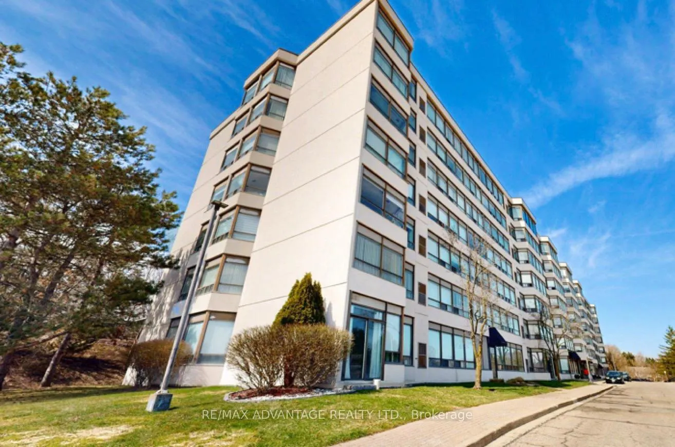Front of Unit 106, 521 Riverside Drive