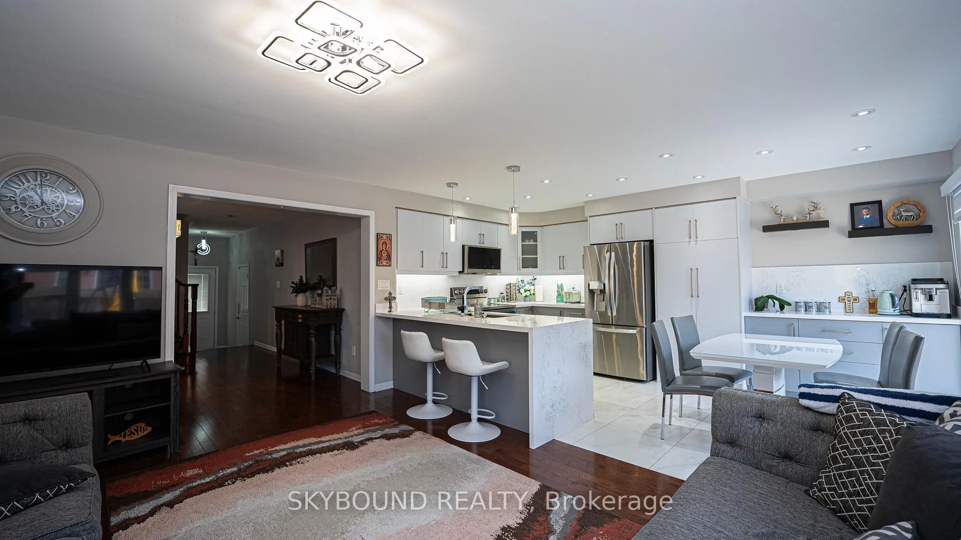 Photo 9 of 330 Prosser Circle, Milton, Harrison — HOMEH