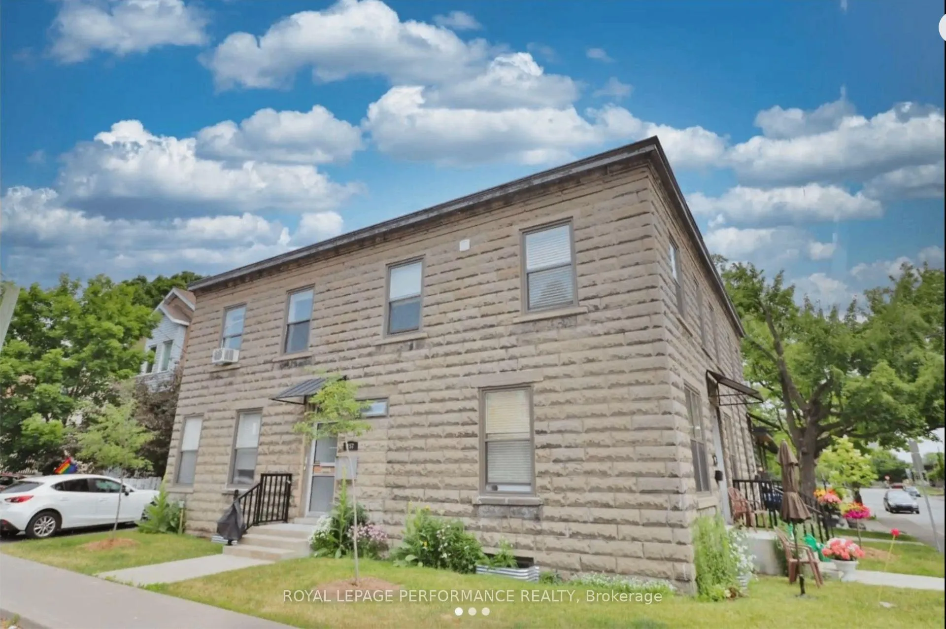 Photo 1 of Unit 2, 157 Drummond Street, Ottawa, Ottawa East — HOMEH