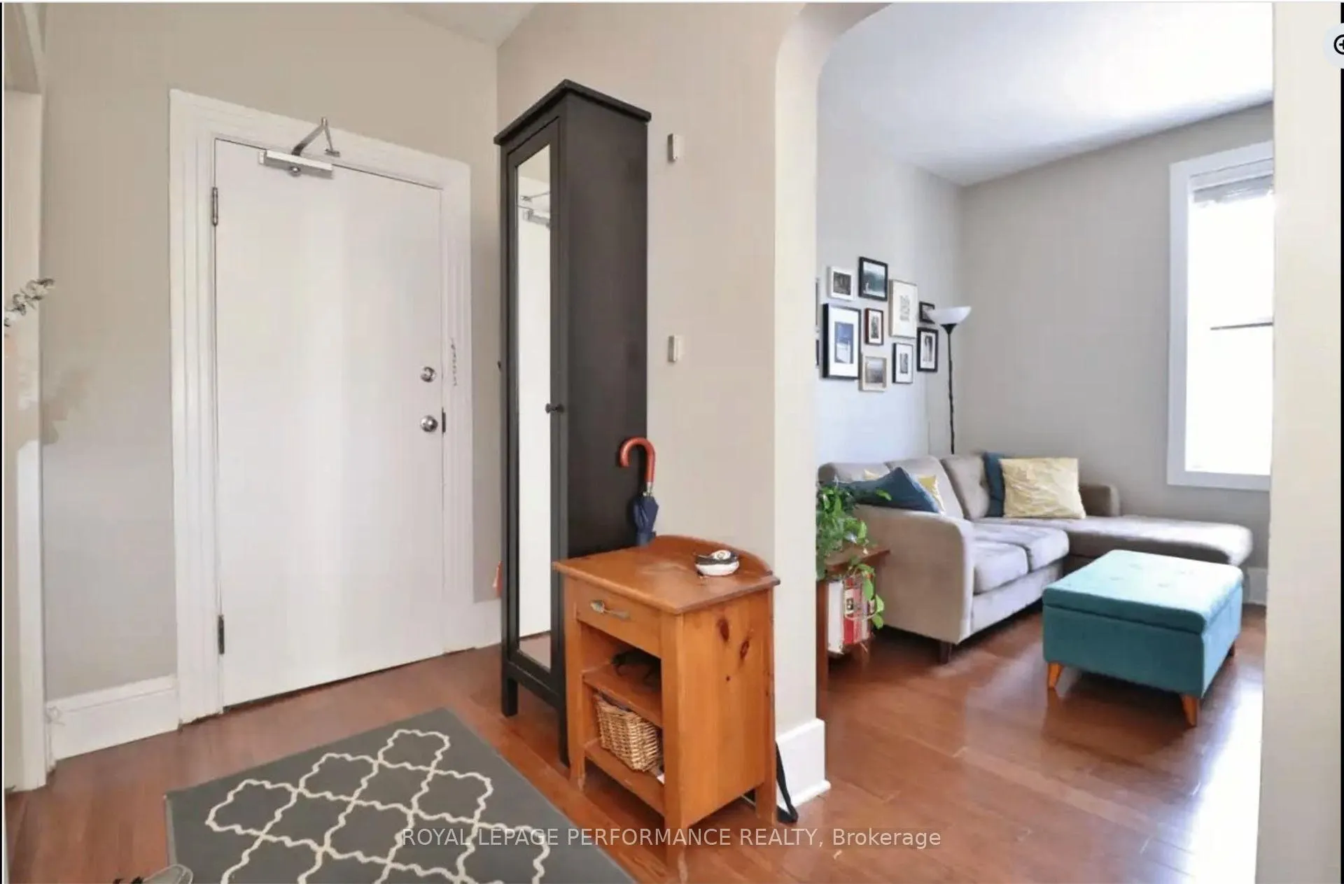 Photo 5 of Unit 2, 157 Drummond Street, Ottawa, Ottawa East — HOMEH