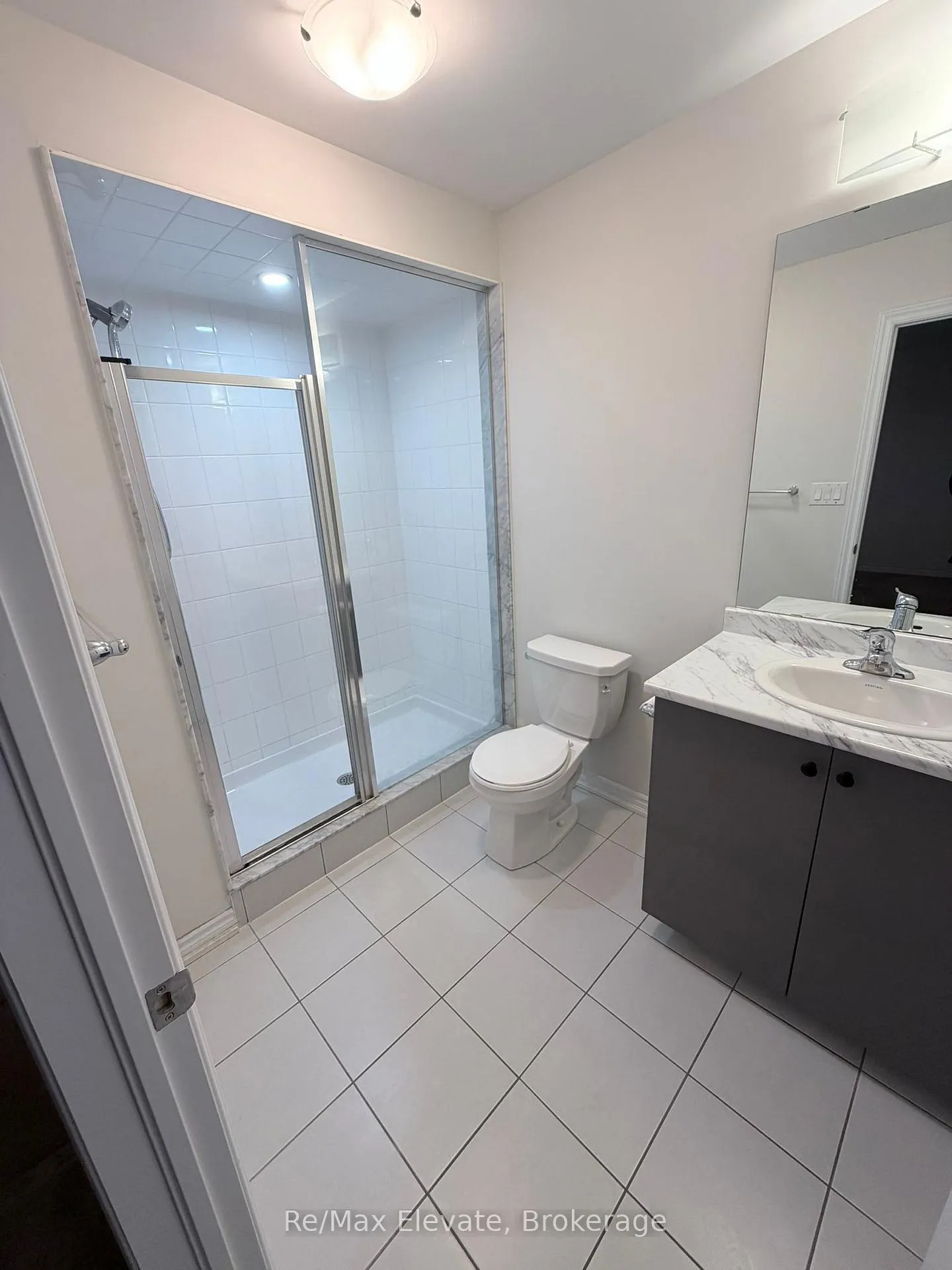 Photo 6 of 51 Lillian Way, Haldimand — HOMEH