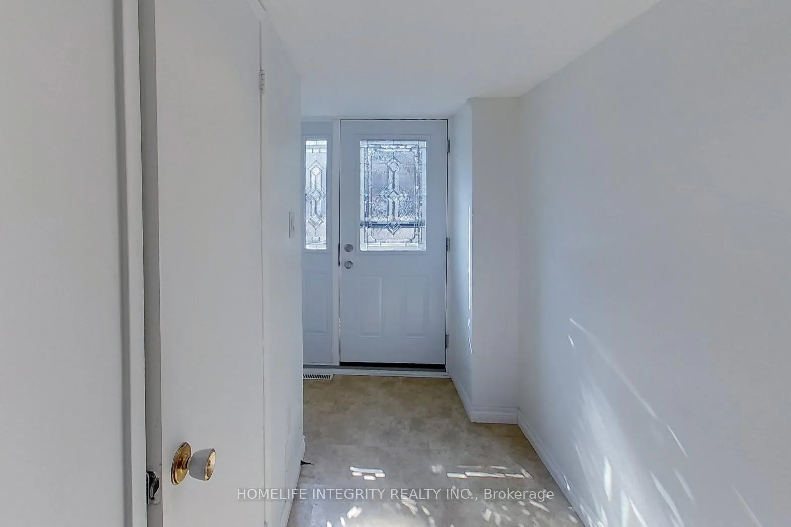 Photo 3 of Unit 2, 246 Unit 2 Tupper Boulevard, New Tecumseth, Alliston — HOMEH