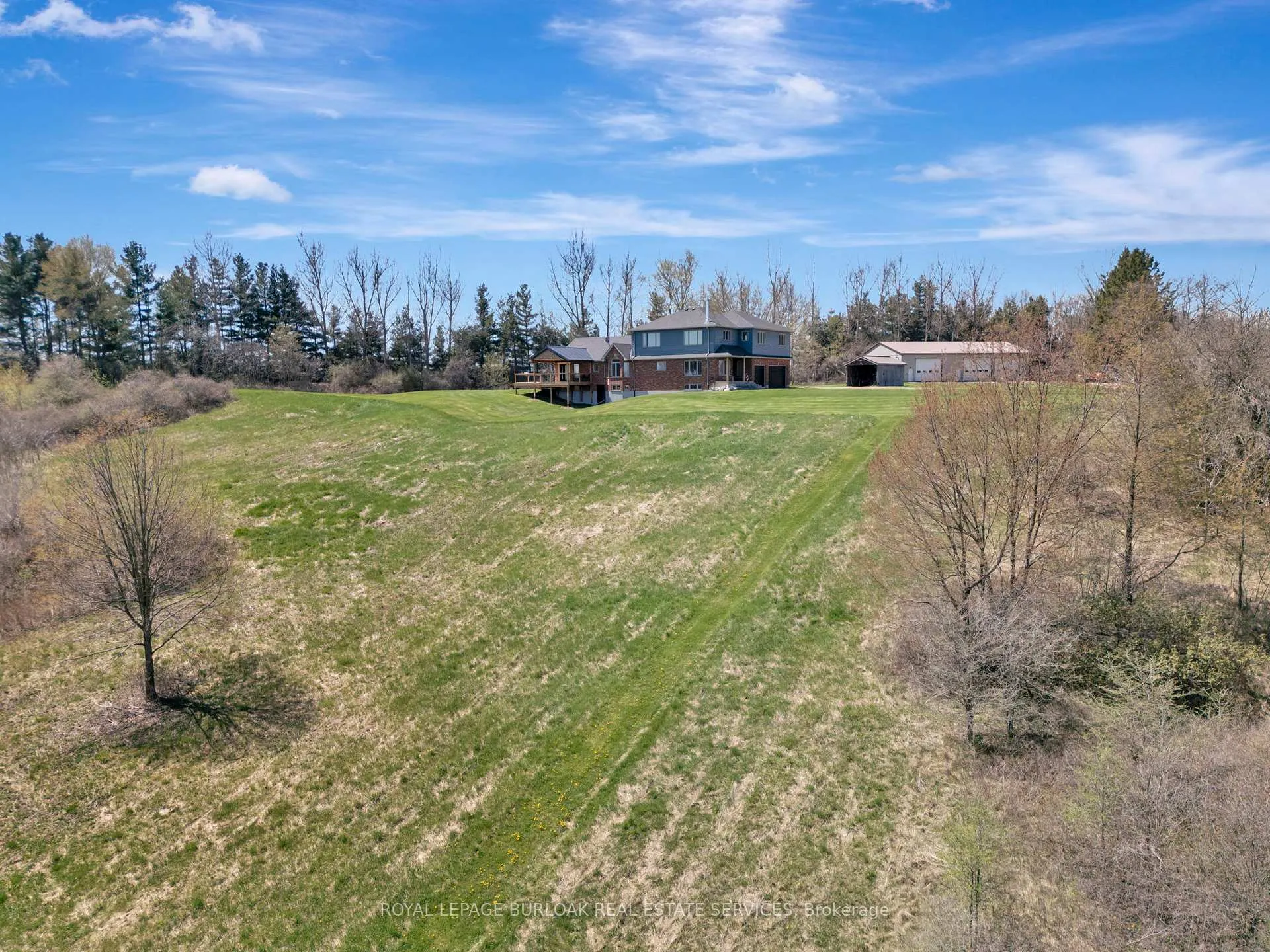 Photo 9 of 70 Governors Road E, Brant, Paris — HOMEH