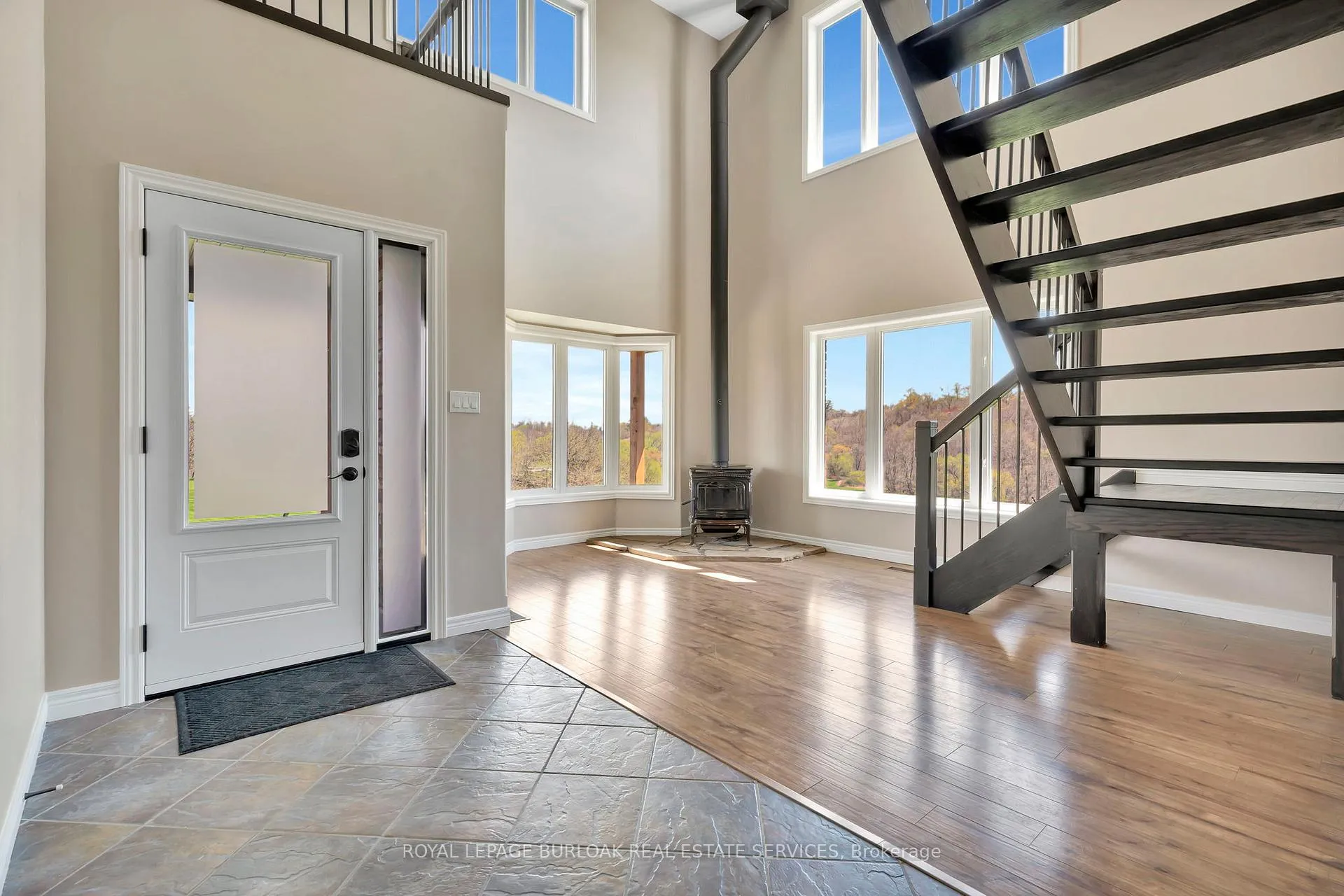 Photo 15 of 70 Governors Road E, Brant, Paris — HOMEH