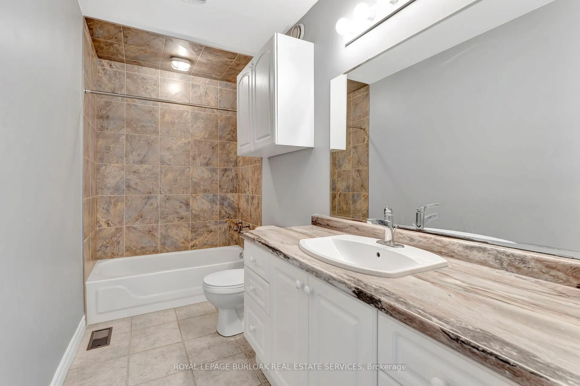 Photo 16 of 70 Governors Road E, Brant, Paris — HOMEH