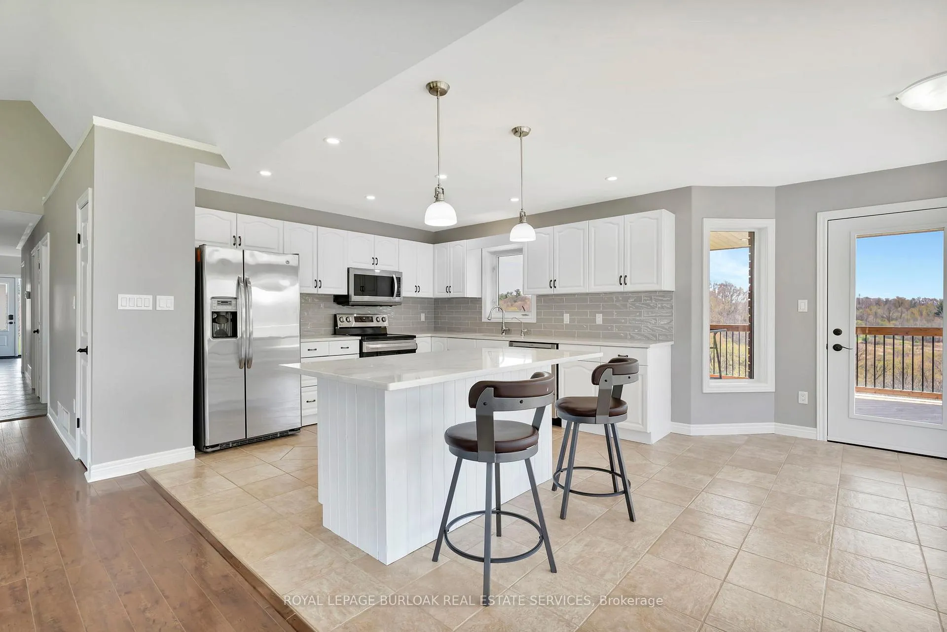 Photo 17 of 70 Governors Road E, Brant, Paris — HOMEH