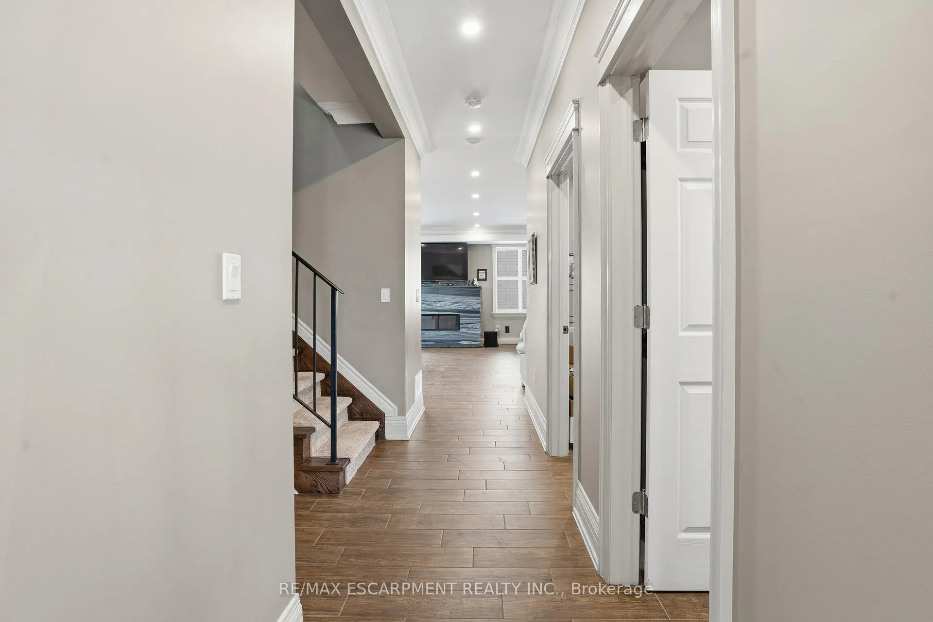 Photo 8 of 5 Arden Avenue, Hamilton, Hamilton Beach — HOMEH