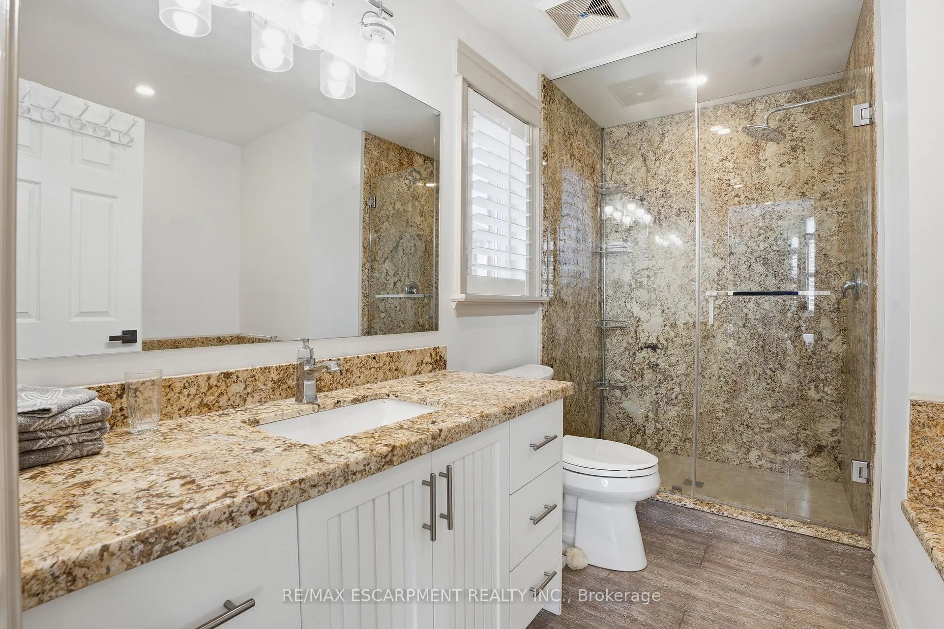 Photo 22 of 5 Arden Avenue, Hamilton, Hamilton Beach — HOMEH