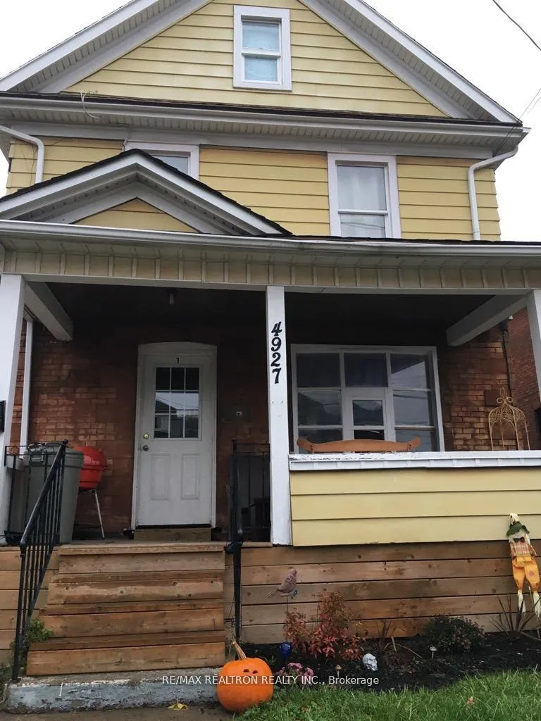 Photo 3 of 4927 Morrison Street, Niagara Falls, Cherrywood — HOMEH