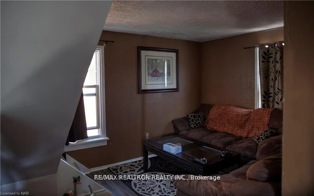 Photo 7 of 4927 Morrison Street, Niagara Falls, Cherrywood — HOMEH