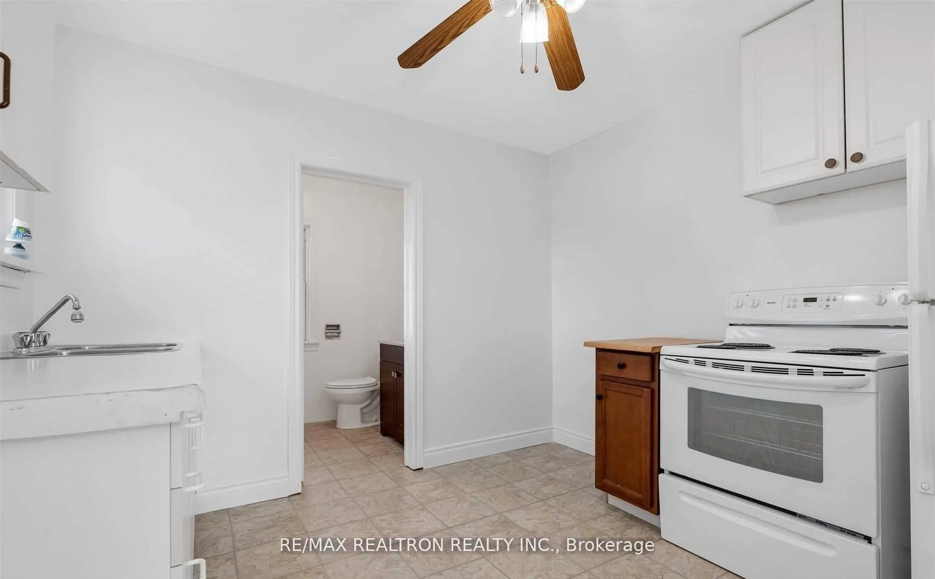 Photo 9 of 6247 Taylor Street, Niagara Falls, Dorchester — HOMEH