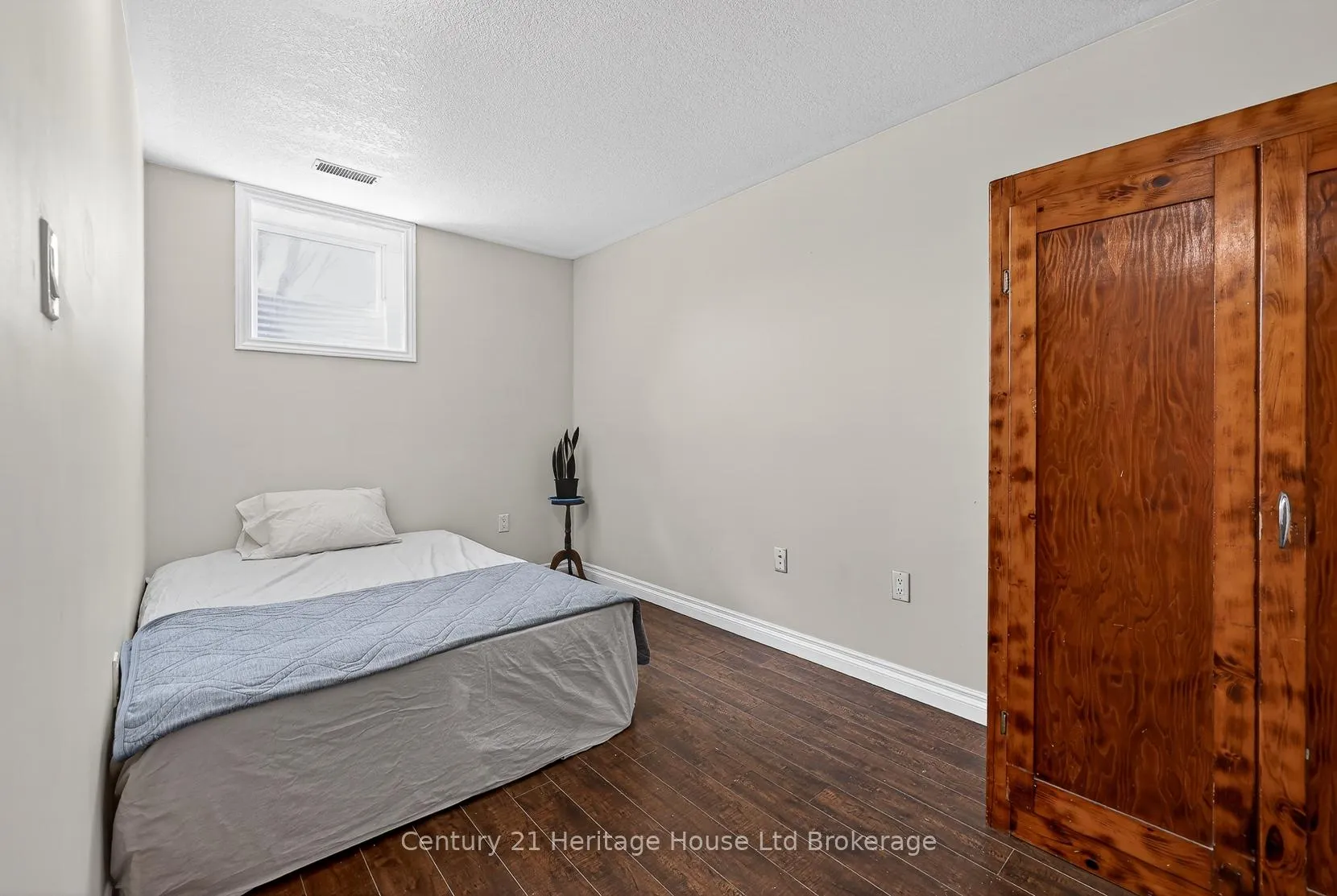 Photo 18 of 42 Eleanor Street, West Perth, Mitchell — HOMEH