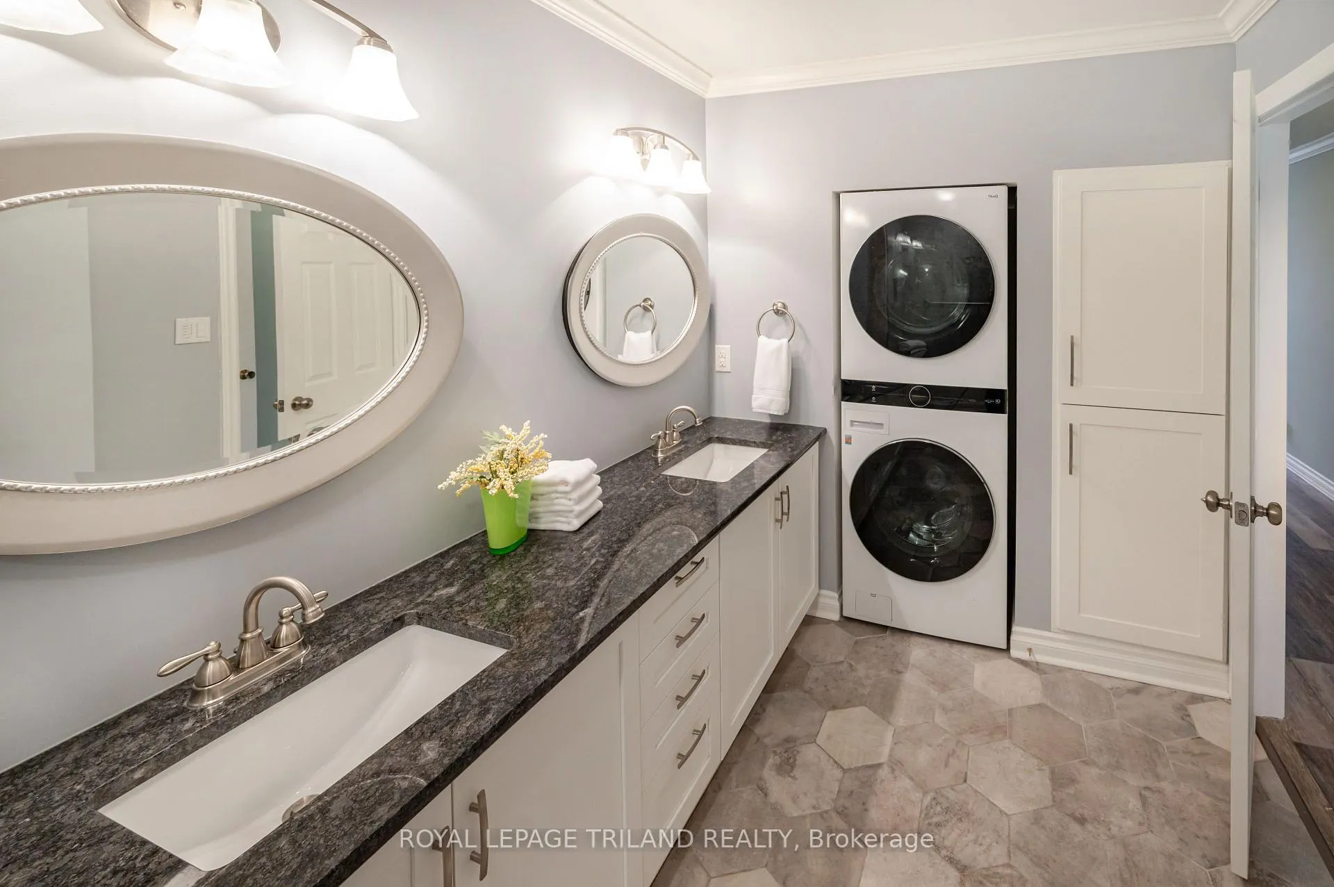 Photo 27 of Unit 1, 70 Glenroy Road, London, South T — HOMEH