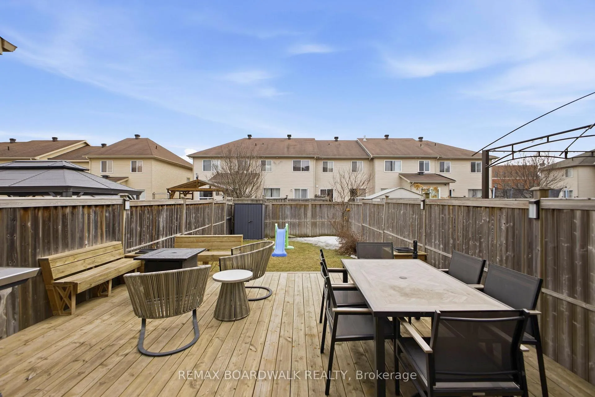 Photo 22 of 110 Prem Circle, Ottawa, Barrhaven - Cedargrove/Fraserdale — HOMEH