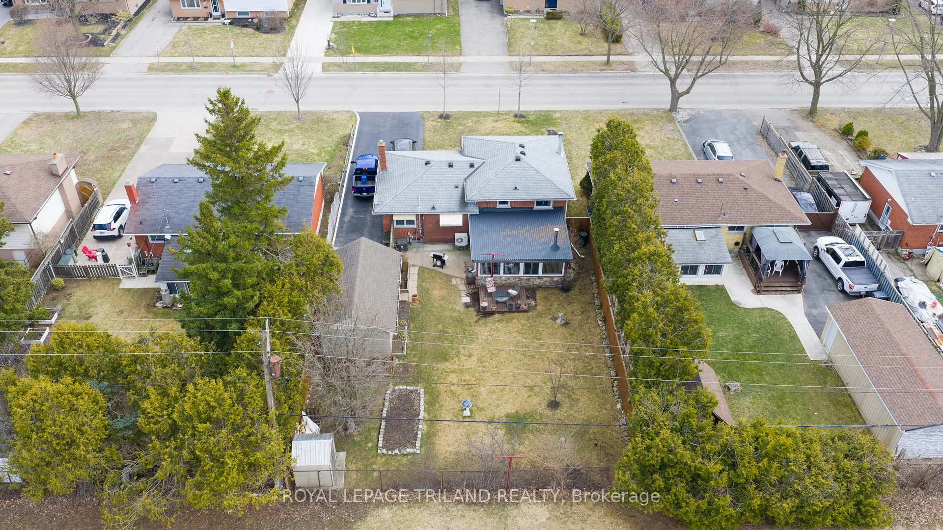 Photo 3 of 1211 Sorrel Road, London, East D — HOMEH