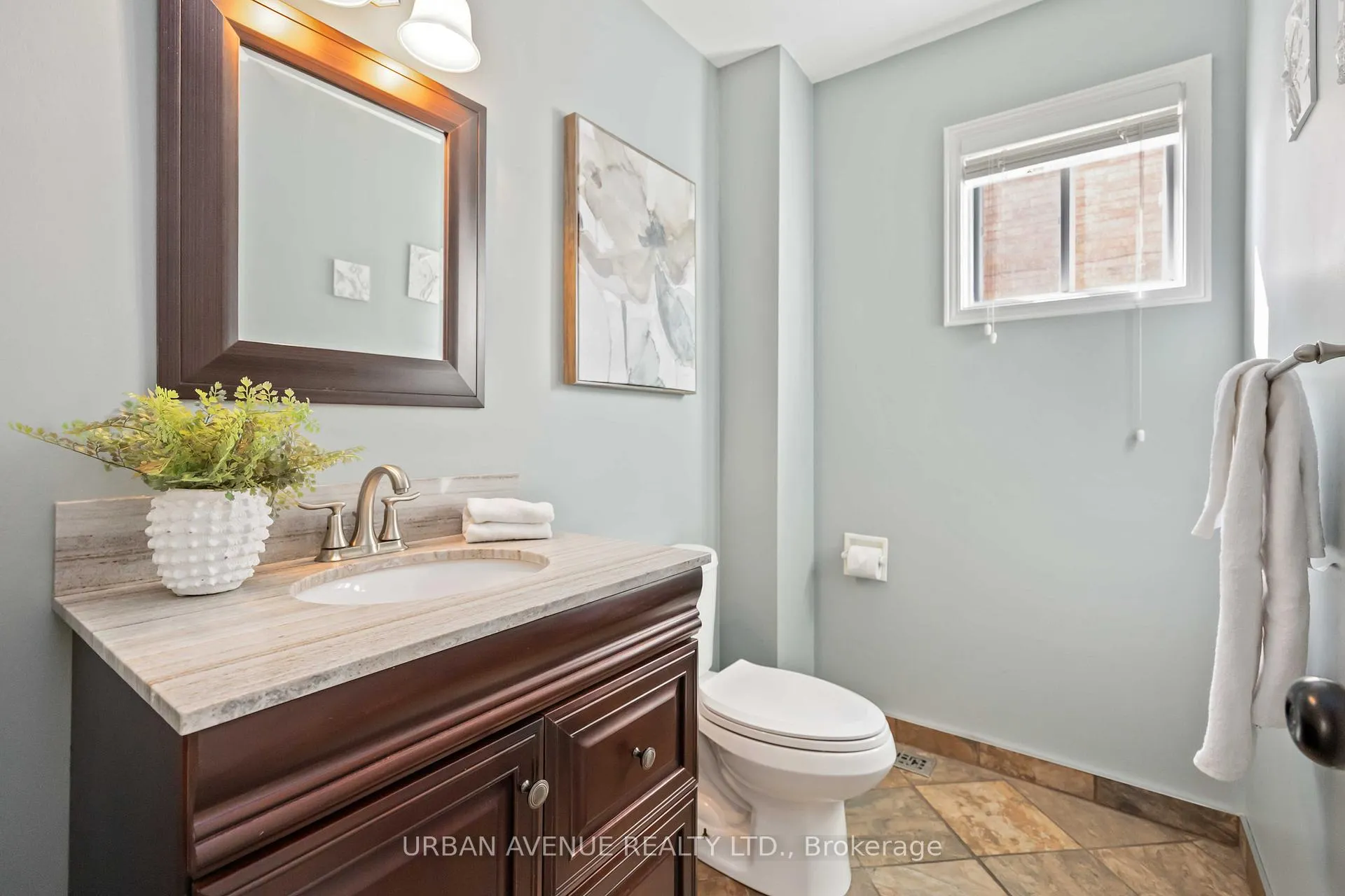 Photo 21 of 711 Cowan Circle, Pickering, Rosebank — HOMEH