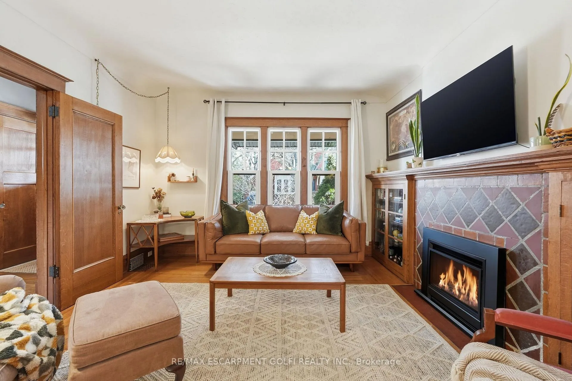 Photo 8 of 16 Burris Street, Hamilton, Gibson — HOMEH