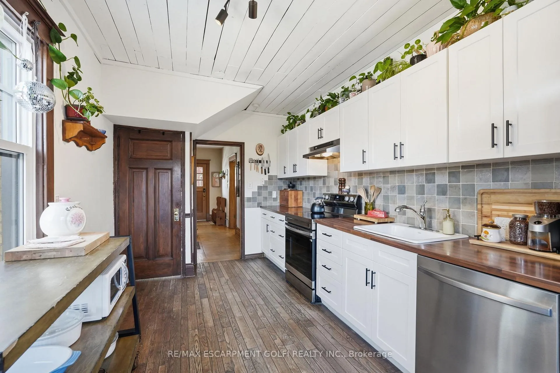 Photo 17 of 16 Burris Street, Hamilton, Gibson — HOMEH
