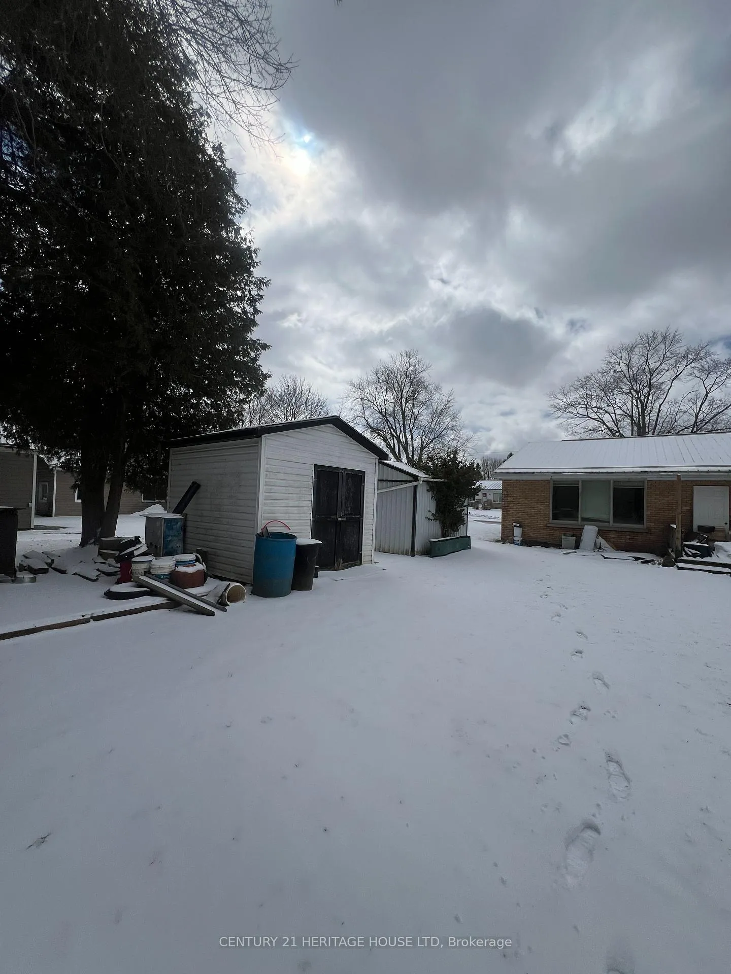 Photo 8 of 197 King Street S, Minto — HOMEH