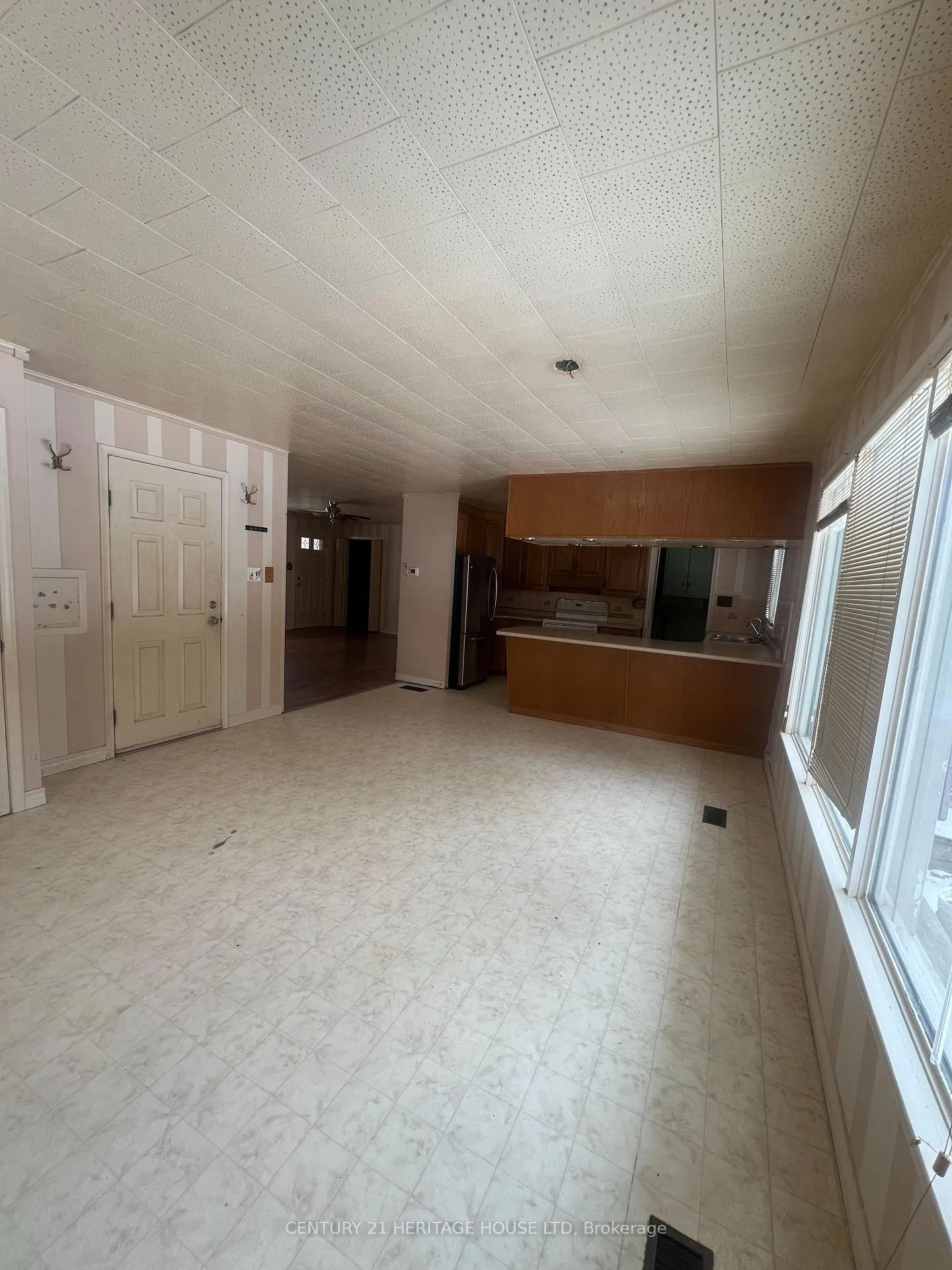 Photo 35 of 197 King Street S, Minto — HOMEH