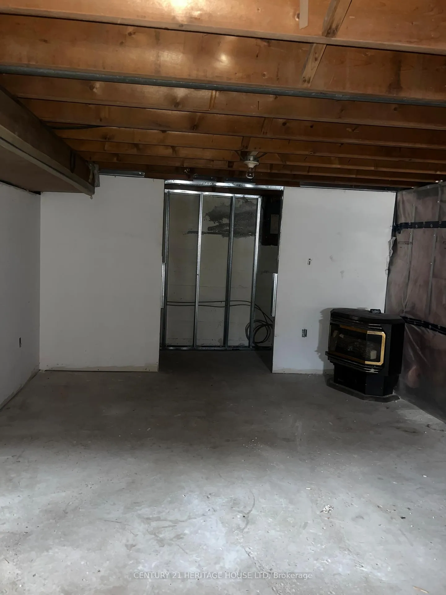 Photo 48 of 197 King Street S, Minto — HOMEH