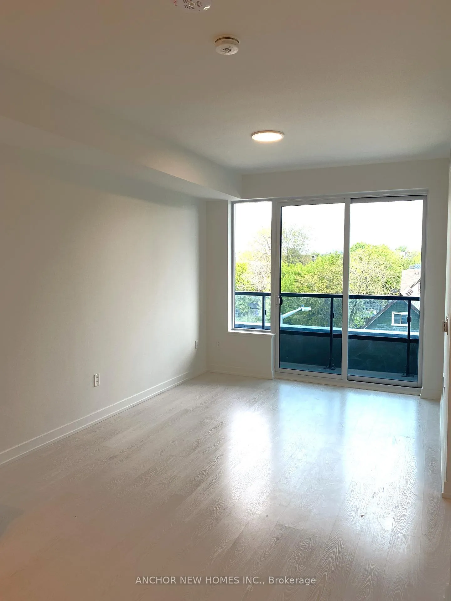 Photo 8 of Unit 416, 415 Main Street N, Hamilton, Kirkendall — HOMEH