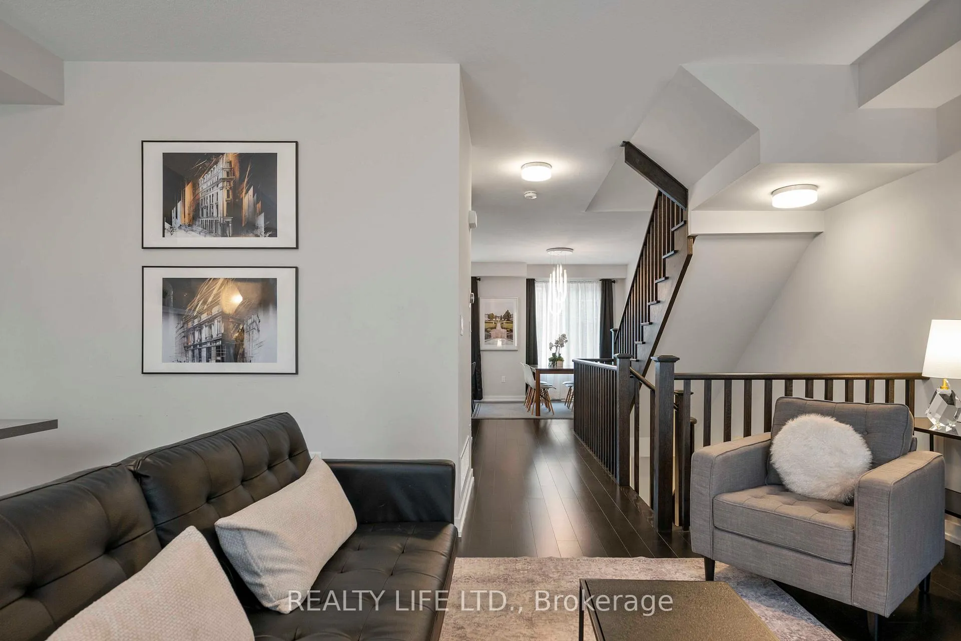 Photo 11 of 28 Folcroft Street, Brampton, Credit Valley — HOMEH