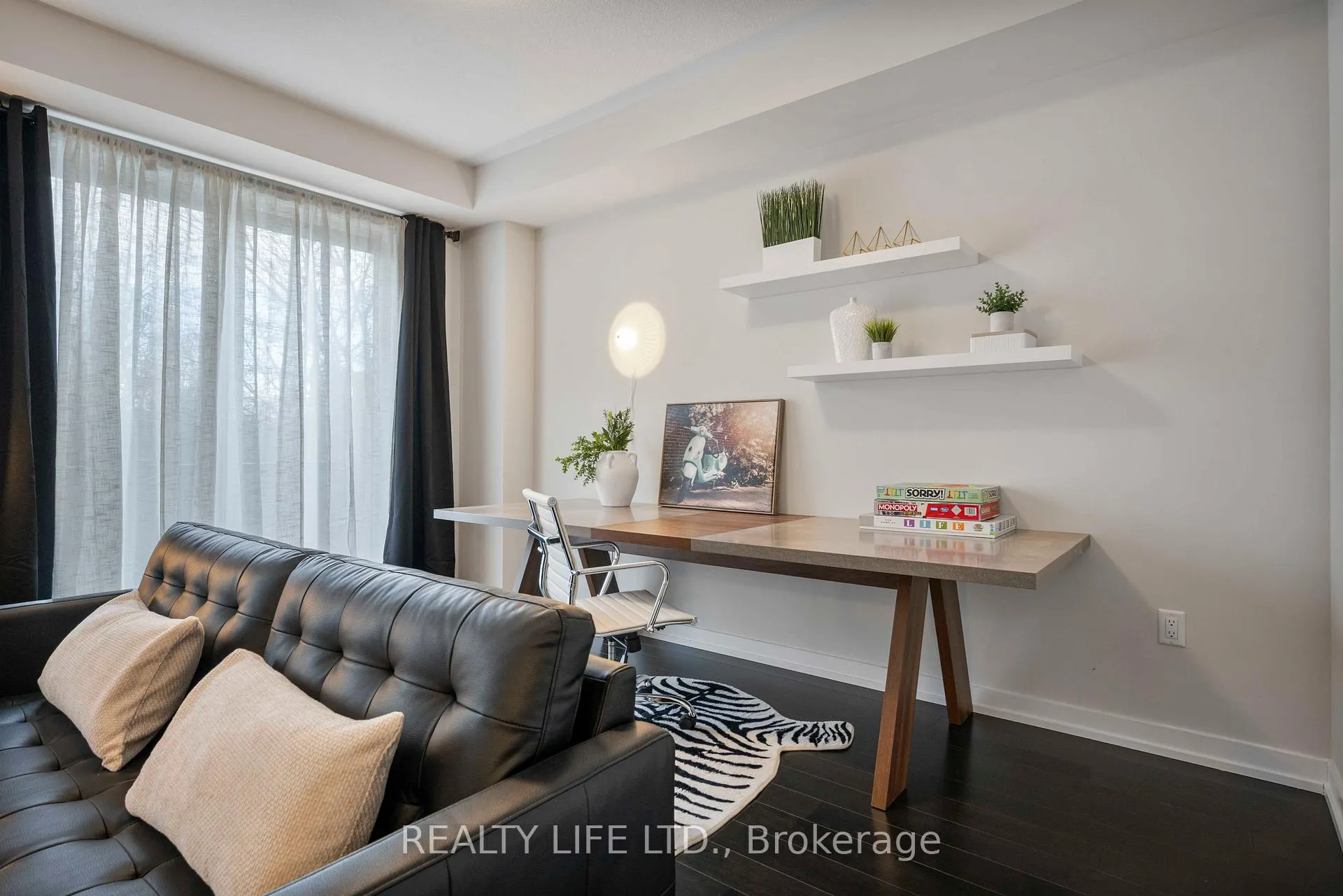 Photo 12 of 28 Folcroft Street, Brampton, Credit Valley — HOMEH