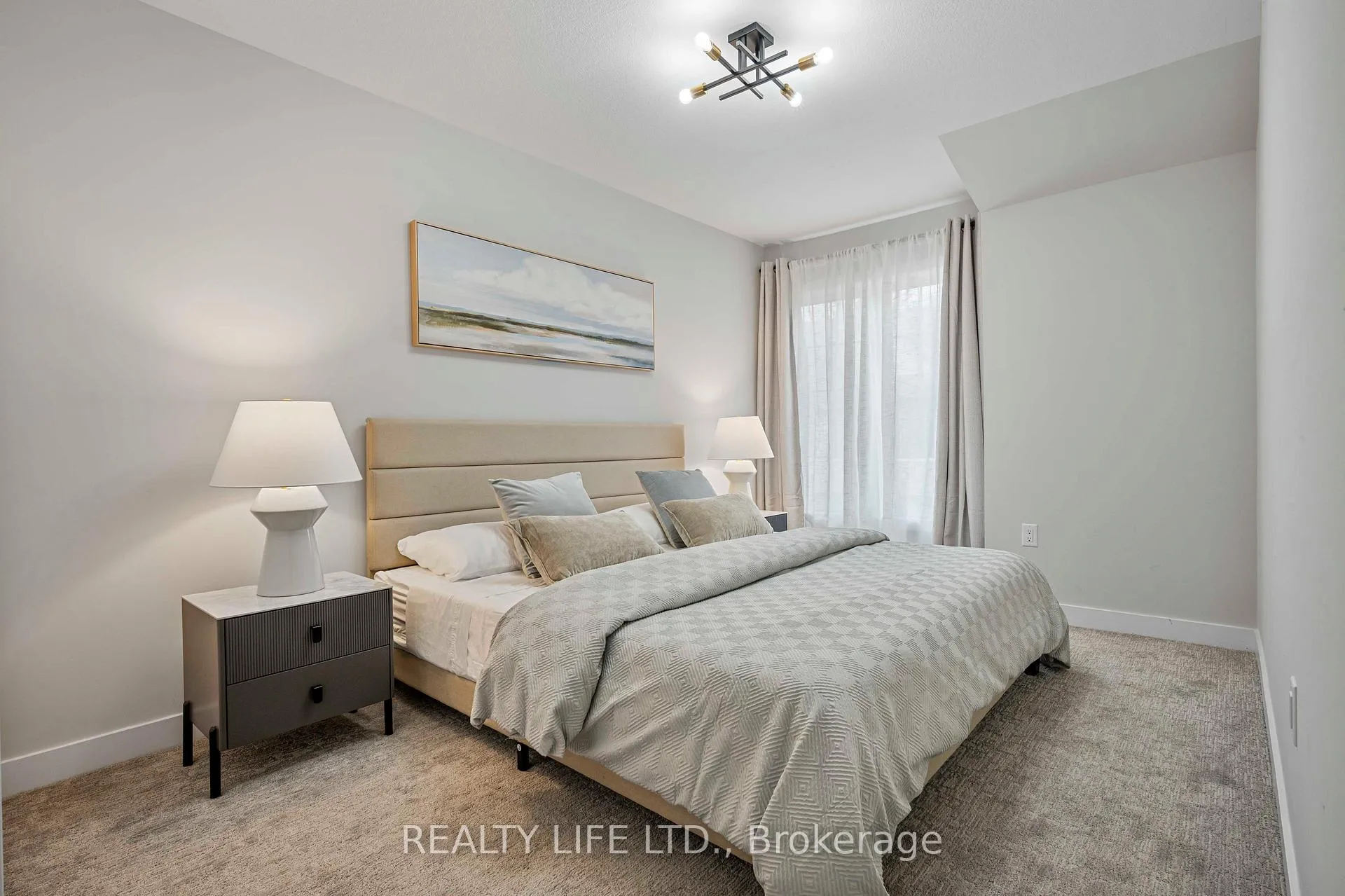 Photo 35 of 28 Folcroft Street, Brampton, Credit Valley — HOMEH