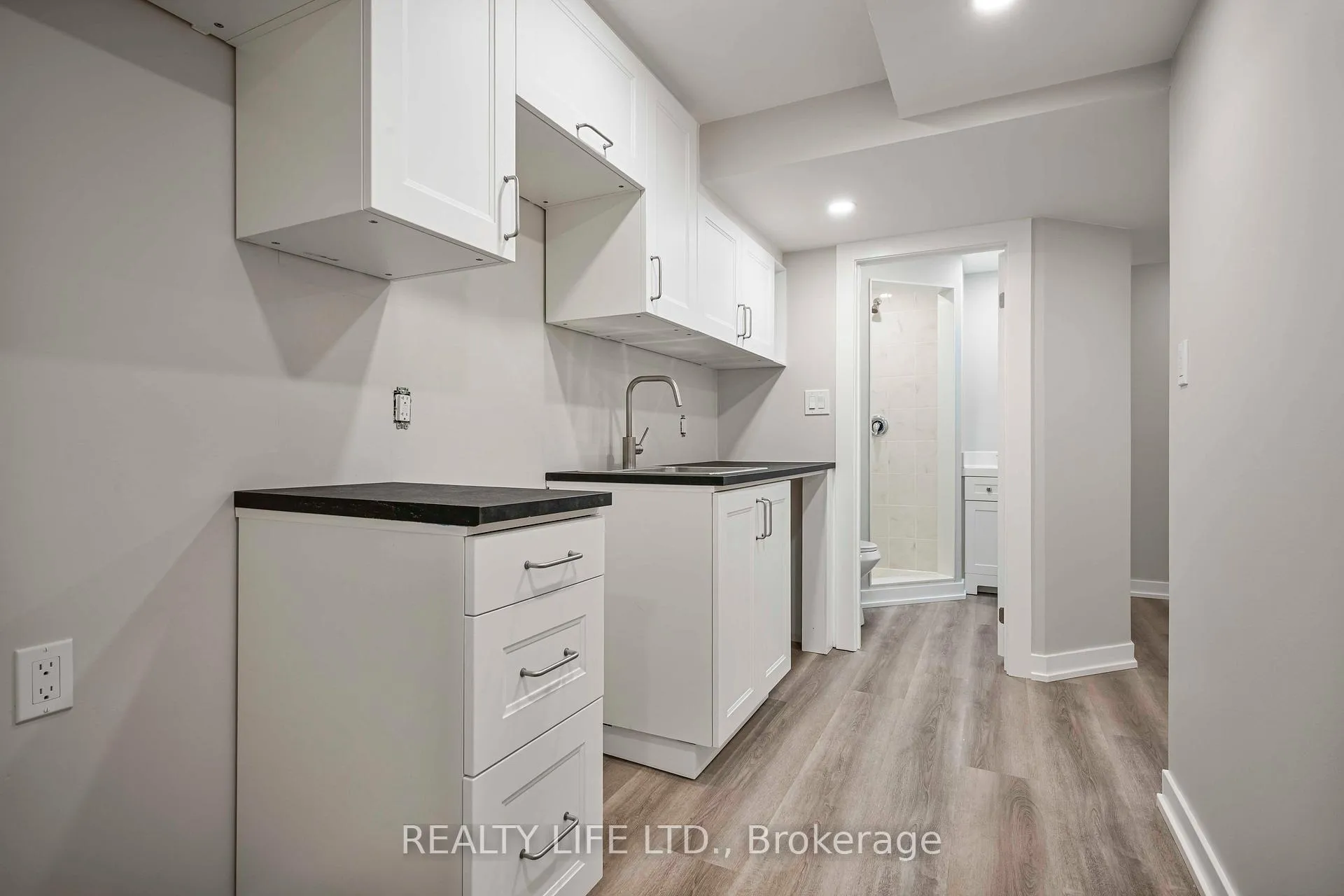 Photo 40 of 28 Folcroft Street, Brampton, Credit Valley — HOMEH