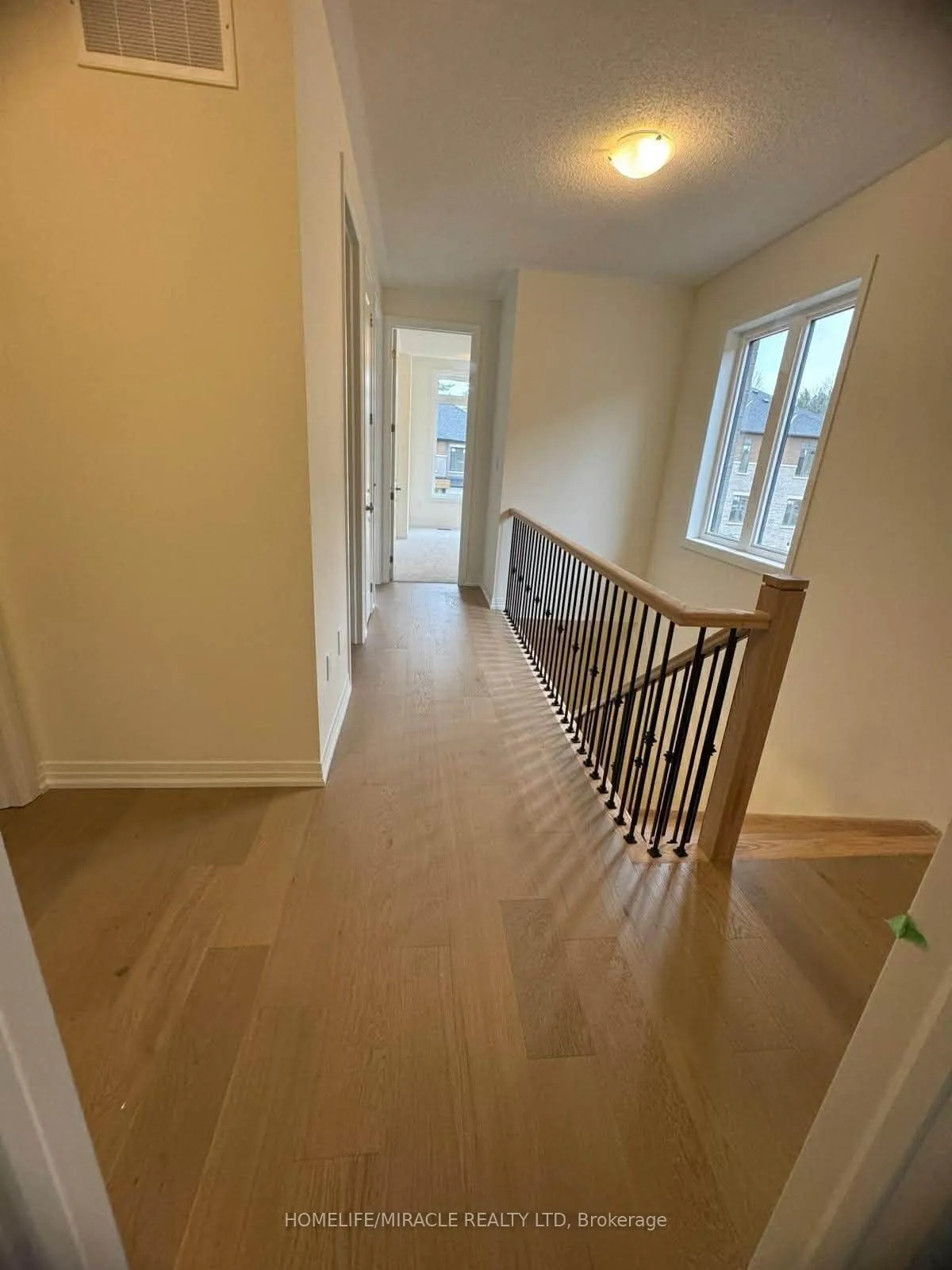 Photo 6 of 14 Rumi Court, Vaughan, Patterson — HOMEH