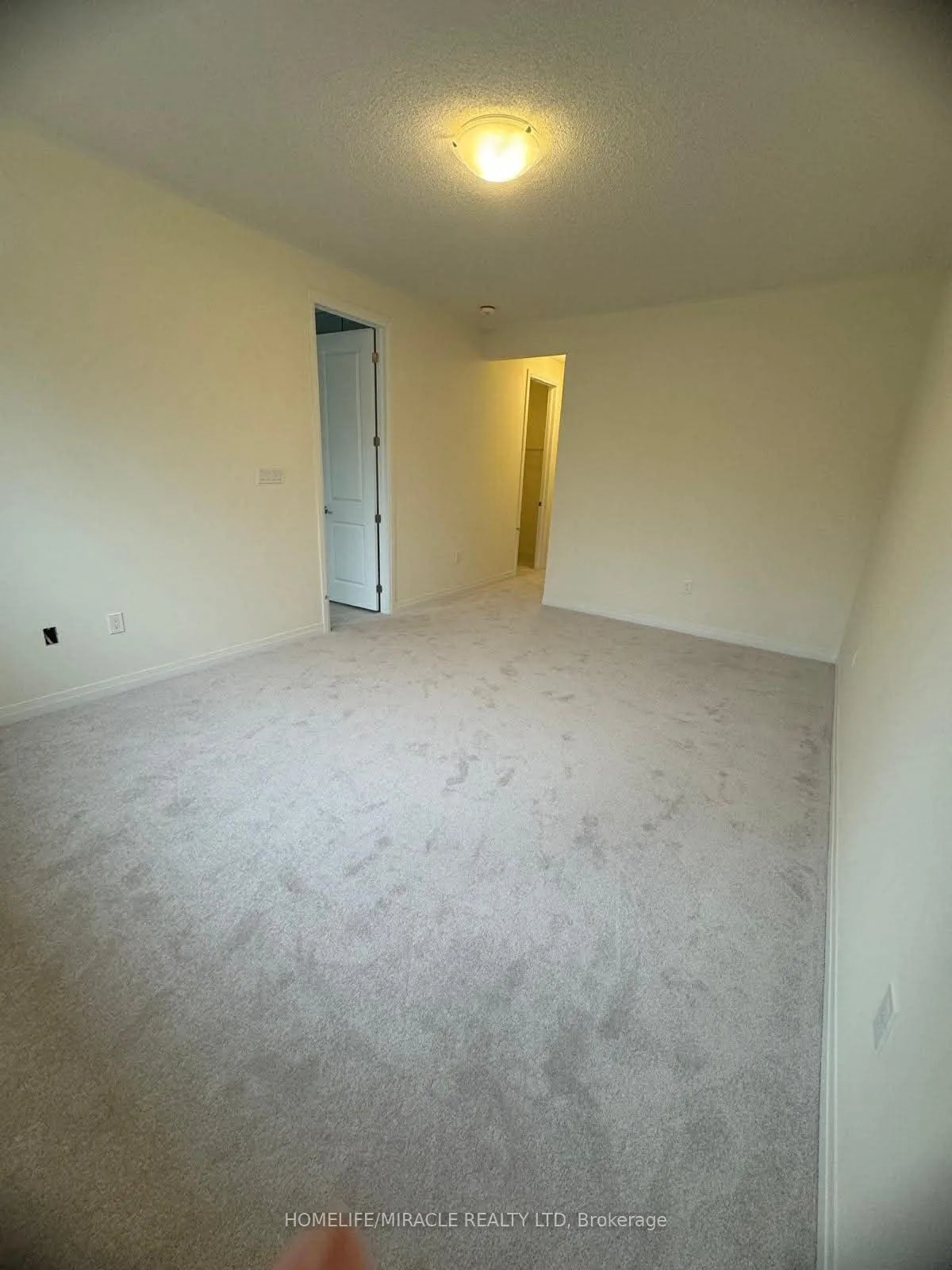 Photo 9 of 14 Rumi Court, Vaughan, Patterson — HOMEH