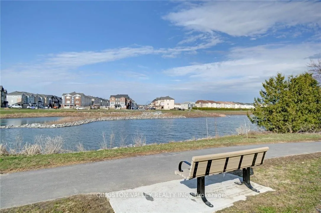 Photo 23 of 850 Element Private, Ottawa, Kanata - Emerald Meadows/Trailwest — HOMEH