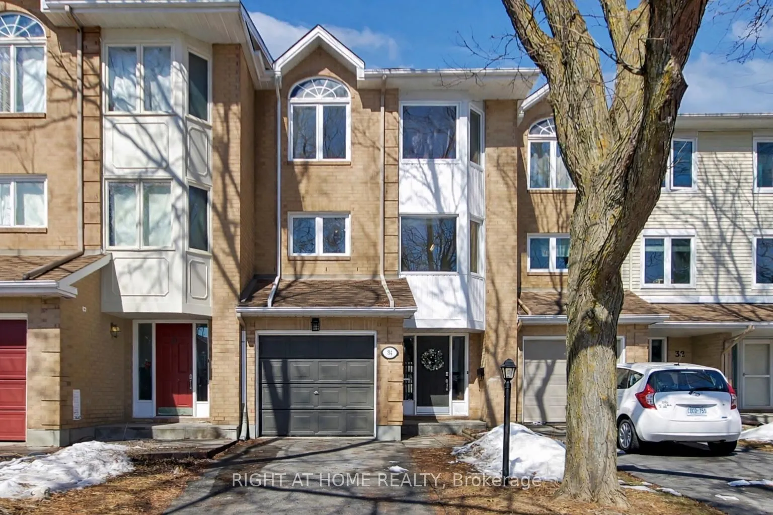 Photo 2 of Unit KENMARE PL, 34 Kenmare Place, Ottawa, Barrhaven - Cedargrove/Fraserdale — HOMEH