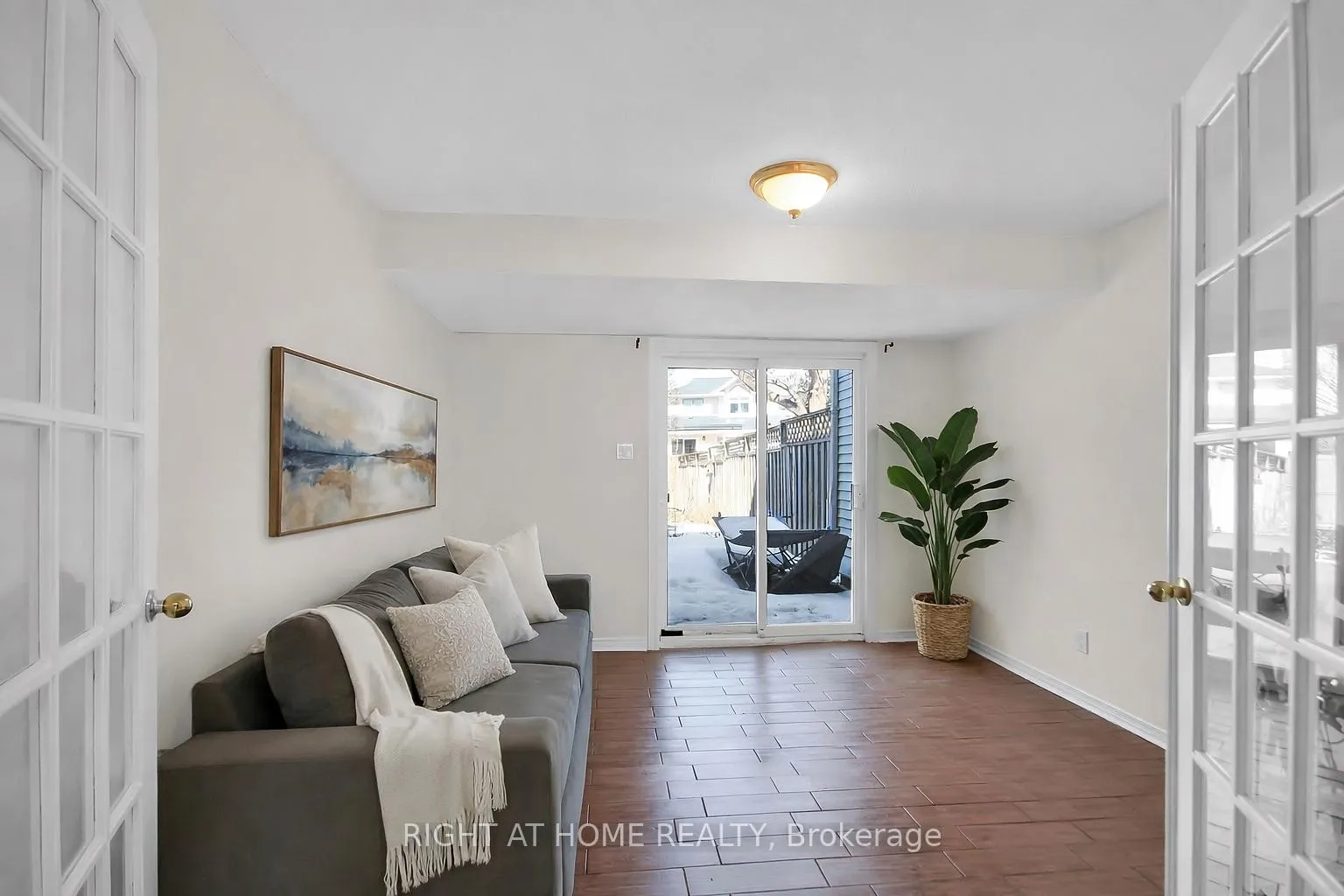 Photo 5 of Unit KENMARE PL, 34 Kenmare Place, Ottawa, Barrhaven - Cedargrove/Fraserdale — HOMEH
