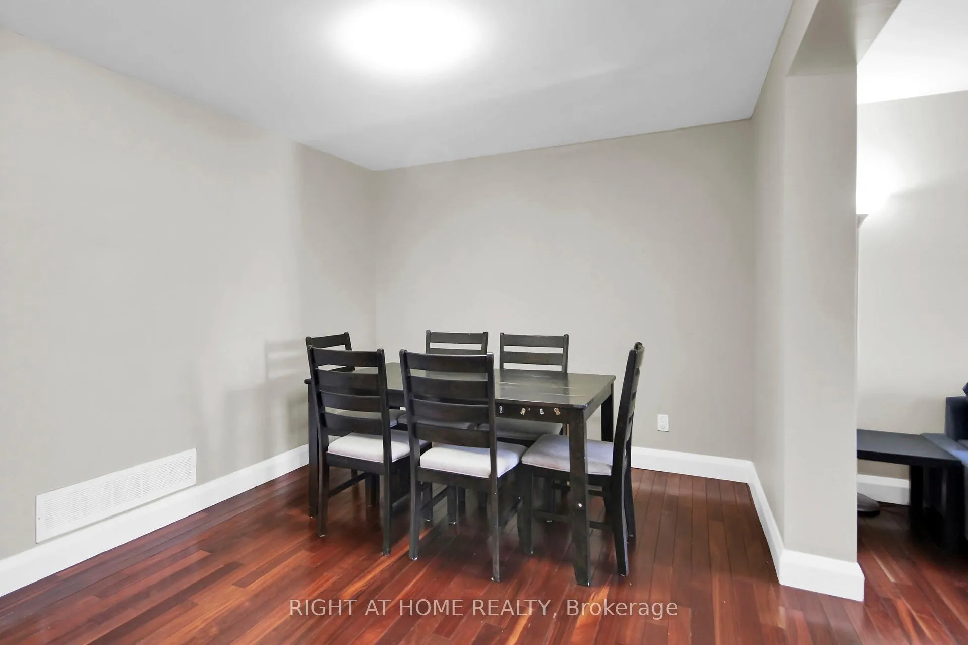 Photo 12 of Unit KENMARE PL, 34 Kenmare Place, Ottawa, Barrhaven - Cedargrove/Fraserdale — HOMEH