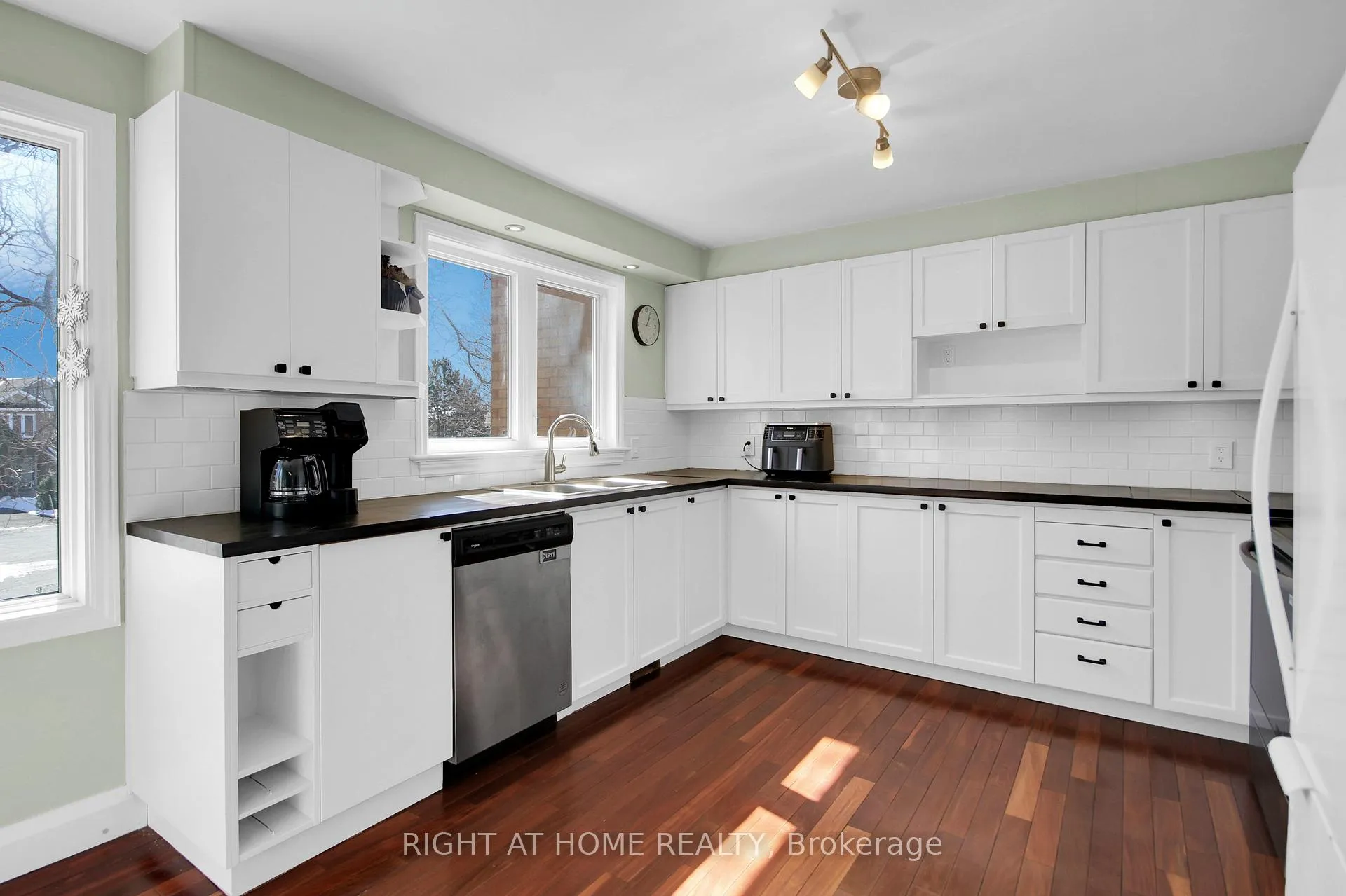 Photo 17 of Unit KENMARE PL, 34 Kenmare Place, Ottawa, Barrhaven - Cedargrove/Fraserdale — HOMEH