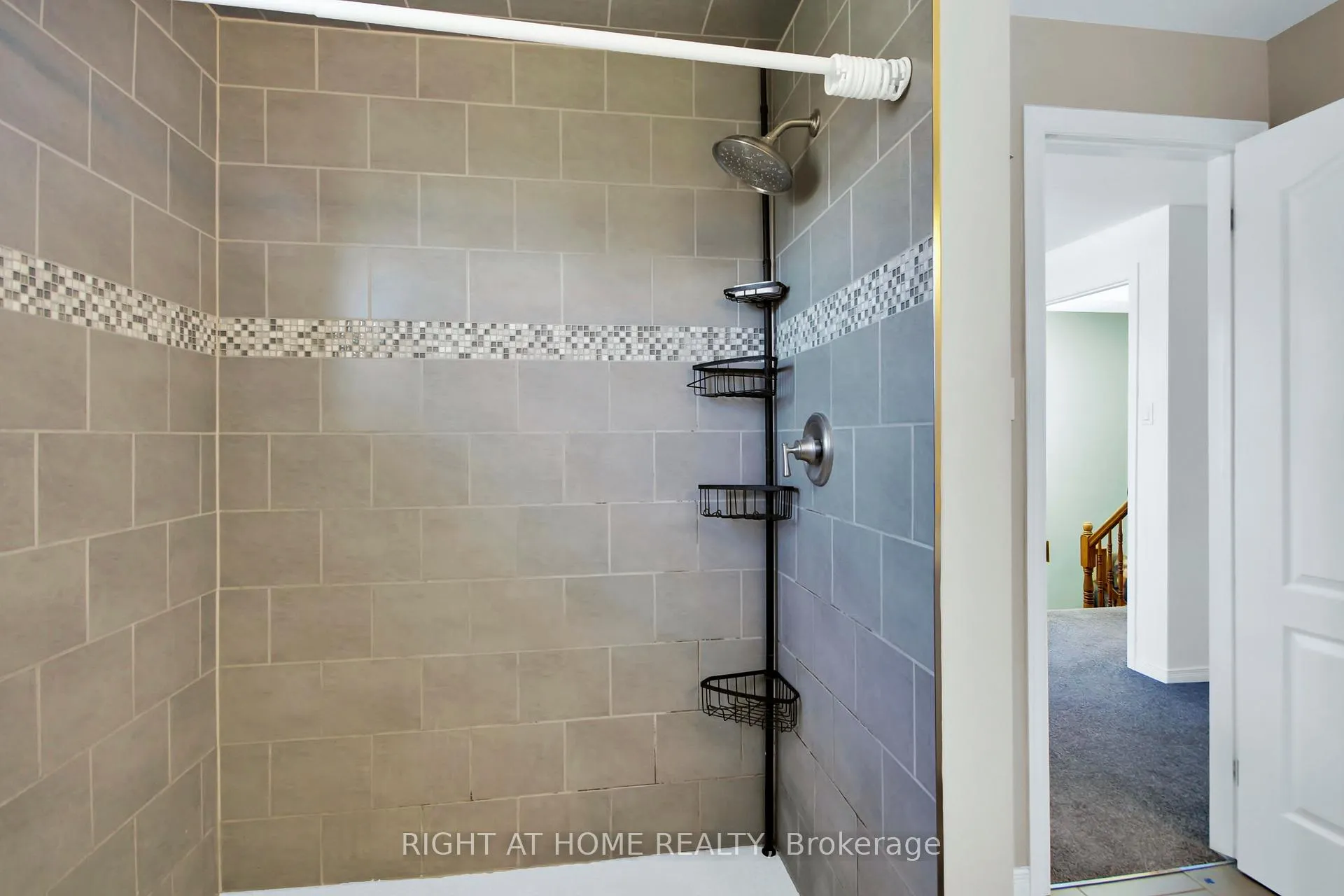 Photo 28 of Unit KENMARE PL, 34 Kenmare Place, Ottawa, Barrhaven - Cedargrove/Fraserdale — HOMEH