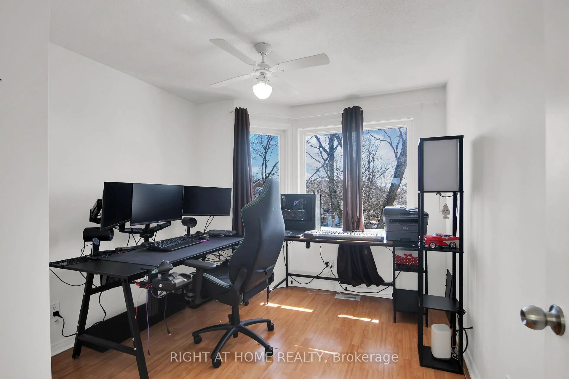 Photo 31 of Unit KENMARE PL, 34 Kenmare Place, Ottawa, Barrhaven - Cedargrove/Fraserdale — HOMEH