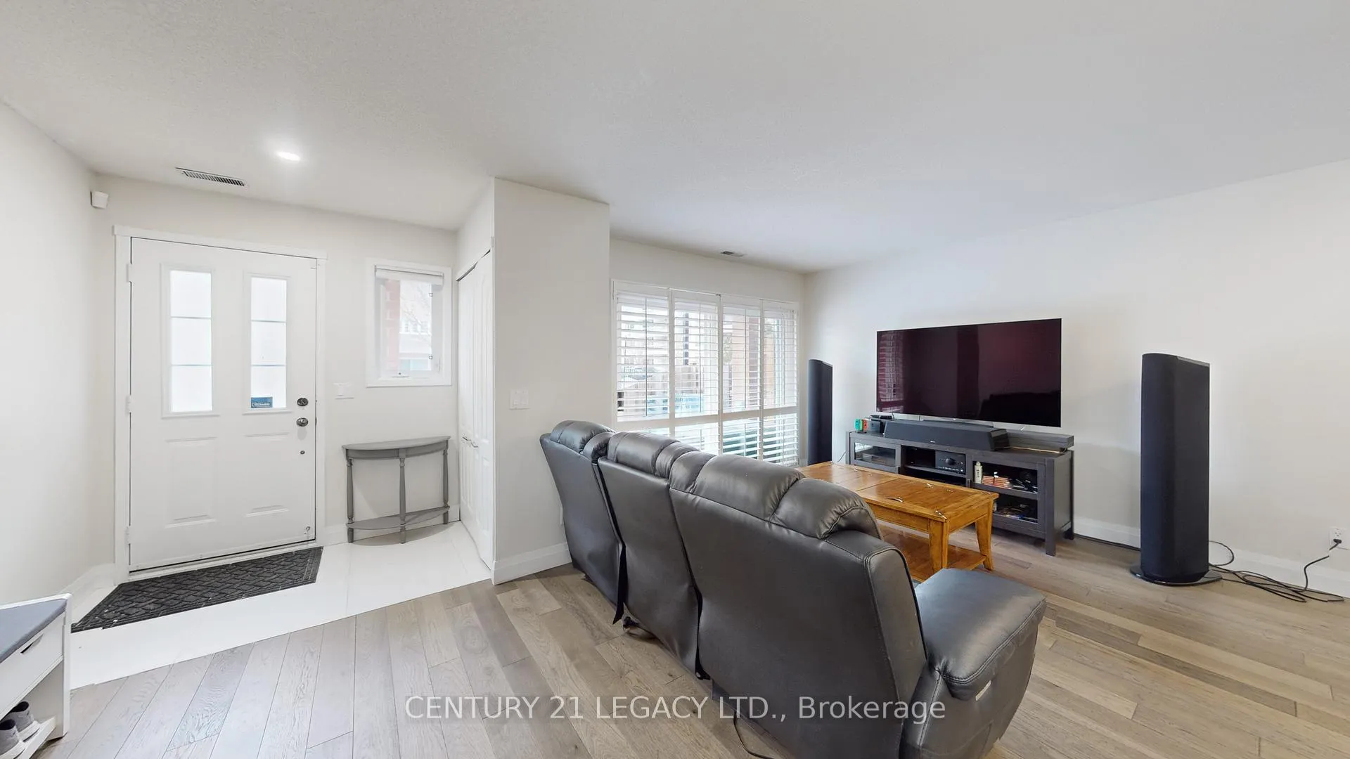 Photo 9 of Unit 419, 1400 The Esplanade North, Pickering, Town Centre — HOMEH