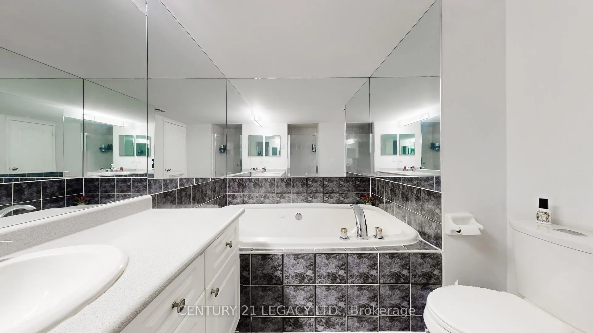 Photo 41 of Unit 419, 1400 The Esplanade North, Pickering, Town Centre — HOMEH