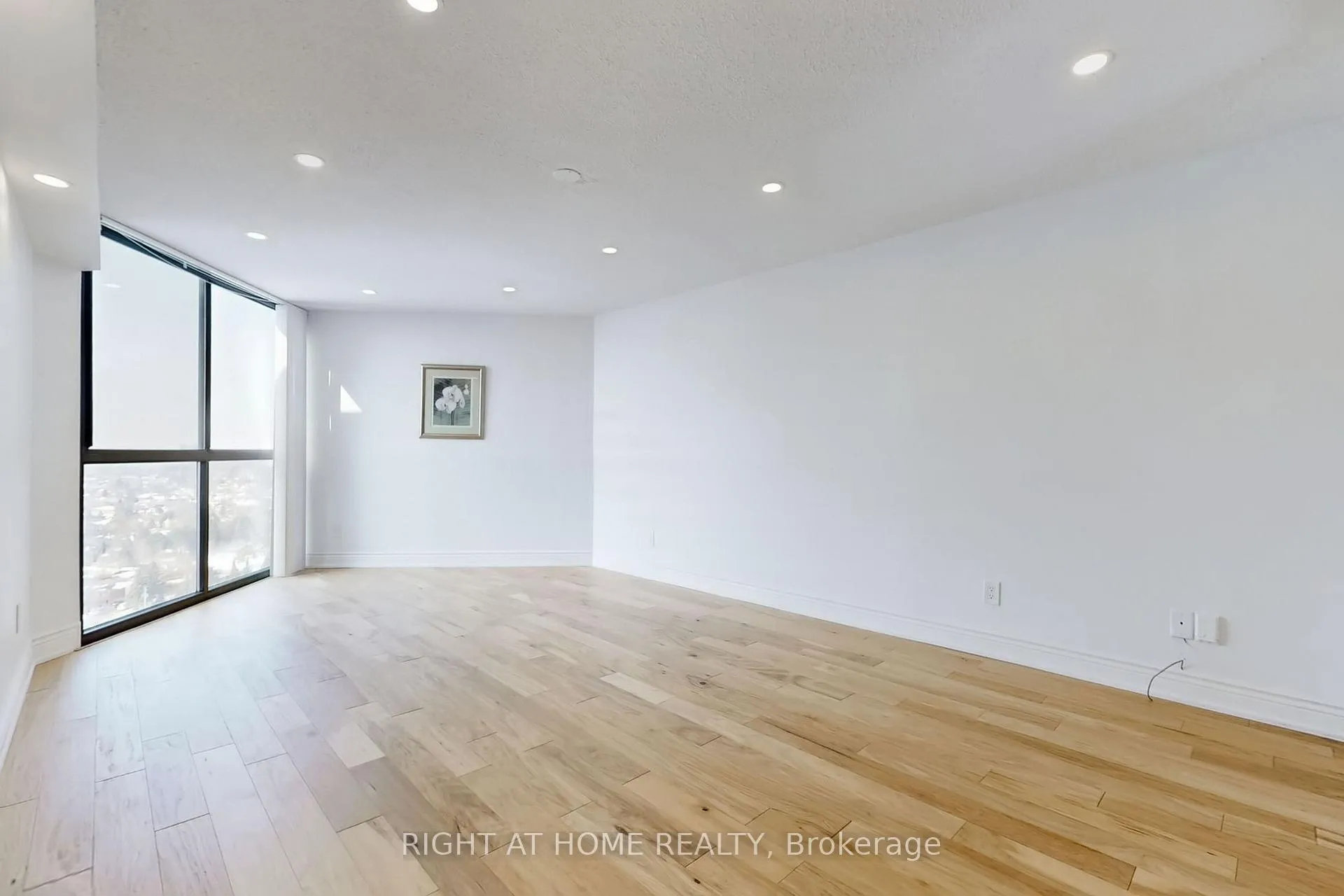 Photo 23 of Unit 2009, 40 Richview Road, Etobicoke, Humber Heights — HOMEH